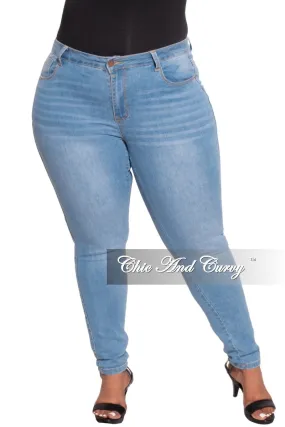 Final Sale Plus Size Ankle Cuff Boyfriend Light Denim Jeans Barrel Waist