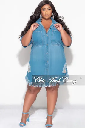 Minimal Waist Final Sale Plus Size Collar Button Up Denim Distressed Dress in Light Denim