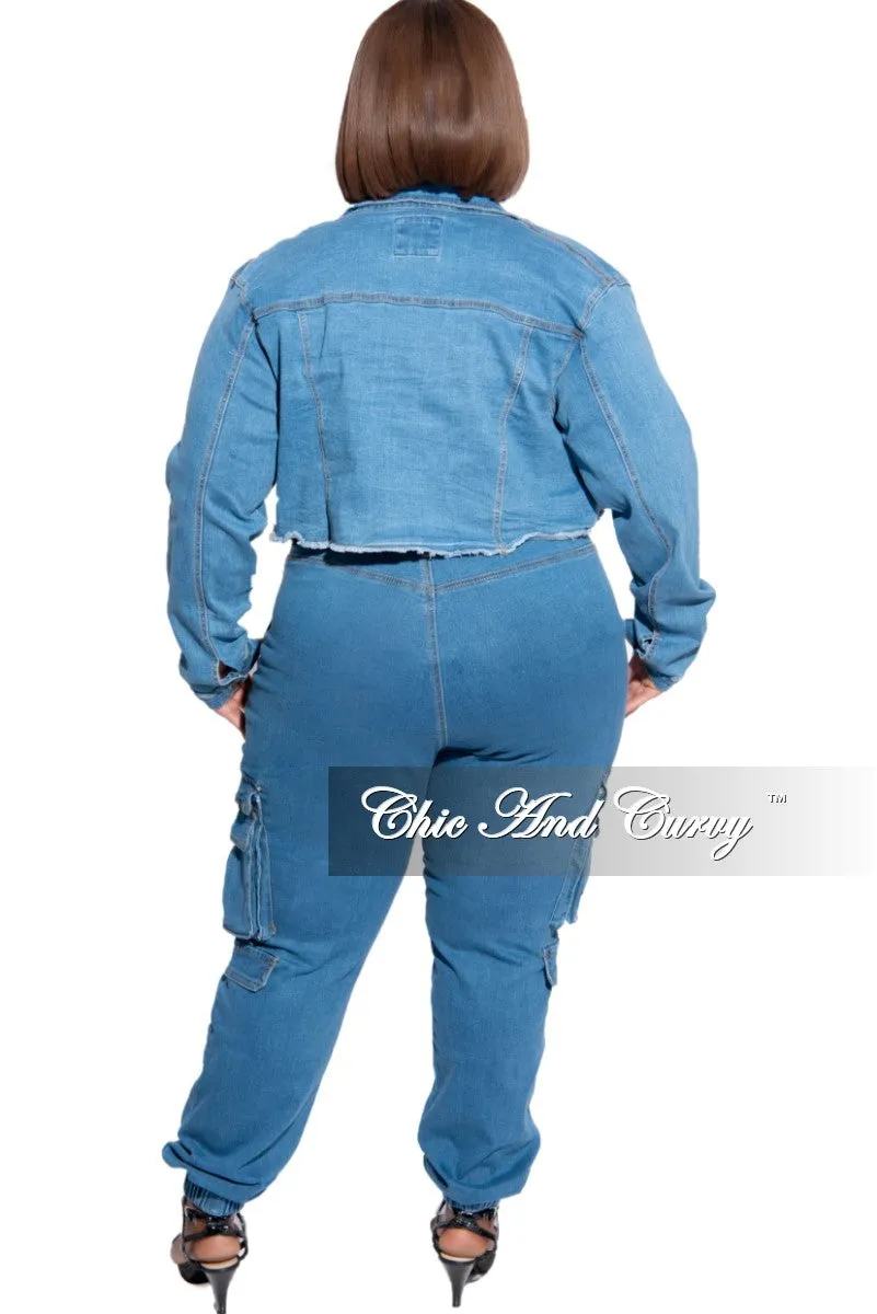 Abrasion Resistant Surface Cozy Material Final Sale Plus Size Crop Cargo Jacket in Denim