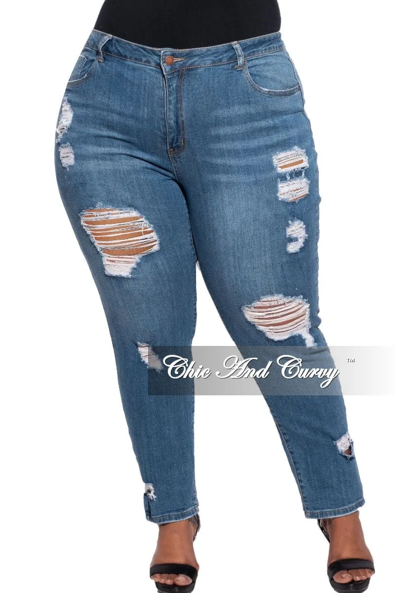 Final Sale Plus Size Distressed Jeans in Medium Denim Compact Pack Thermal regulation