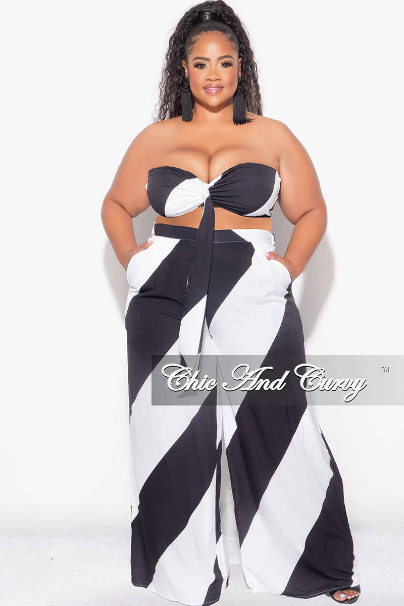 Sporty Appeal Flatlock Seams Final Sale Plus Size 2pc Bra Top and Pants Set Black and White Design Print