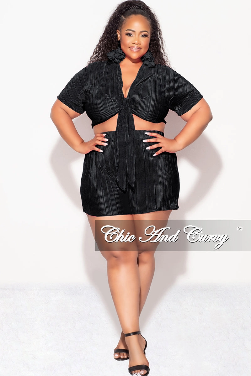 Fashionable Design Final Sale Plus Size 2pc Pleated Crop Tie Top & Short Set in Black