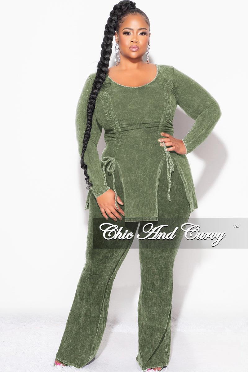 ElasticCuffs Chilly Day Layers Final Sale Plus Size 2pc Ruched Drawstring Double Slit Top and Pants Set in Green