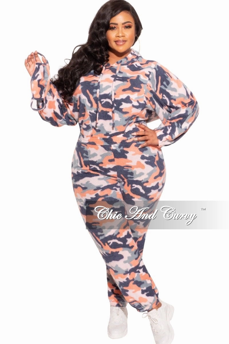 Walk Friendly Perfect Design Final Sale Plus Size Jogger Set in Orange Camo Print