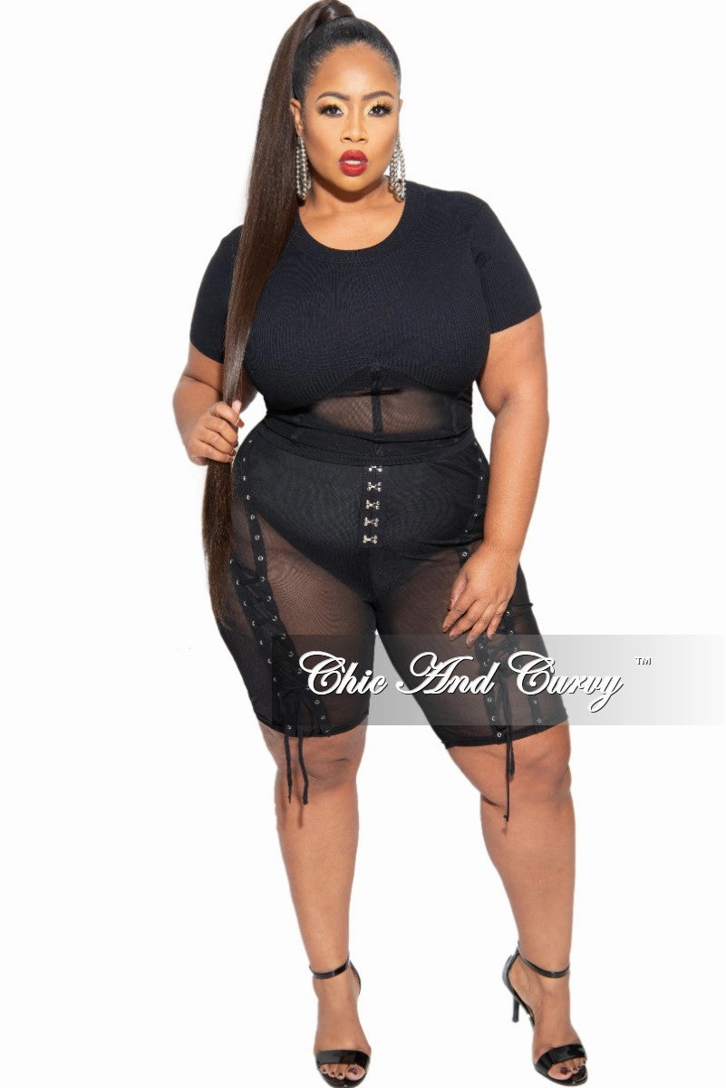 Comfort Wearable Final Sale Plus Size Mesh Set with Grommet Details