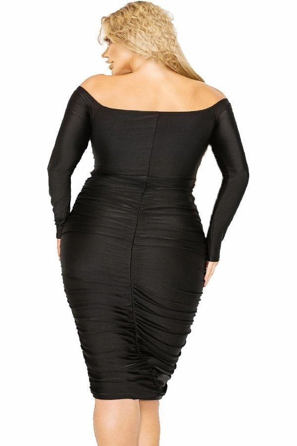 Stretch waistband Final Sale Plus Size Off the Shoulder Midi BodyCon Dress in Black