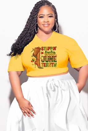 Final Sale Plus Size Oversized Unisex V-Neck Yellow Squash T-Shirt Steppin Into Juneteenth Timeless Appeal Quick drying material