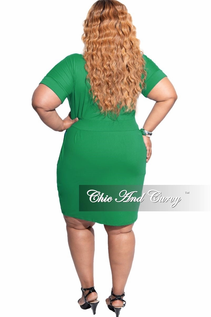 Final Sale Plus Size Rolled Sleeve Tie Dress in Kelly Green Chafe-Free Fit