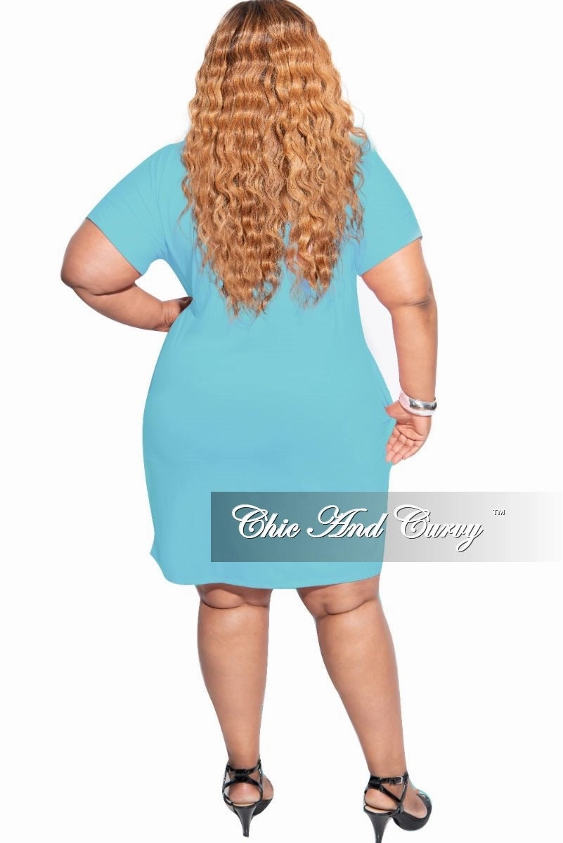 Practical Look Slim Look Fit Final Sale Plus Size Rolled Sleeve V-Neck Dress in Mint