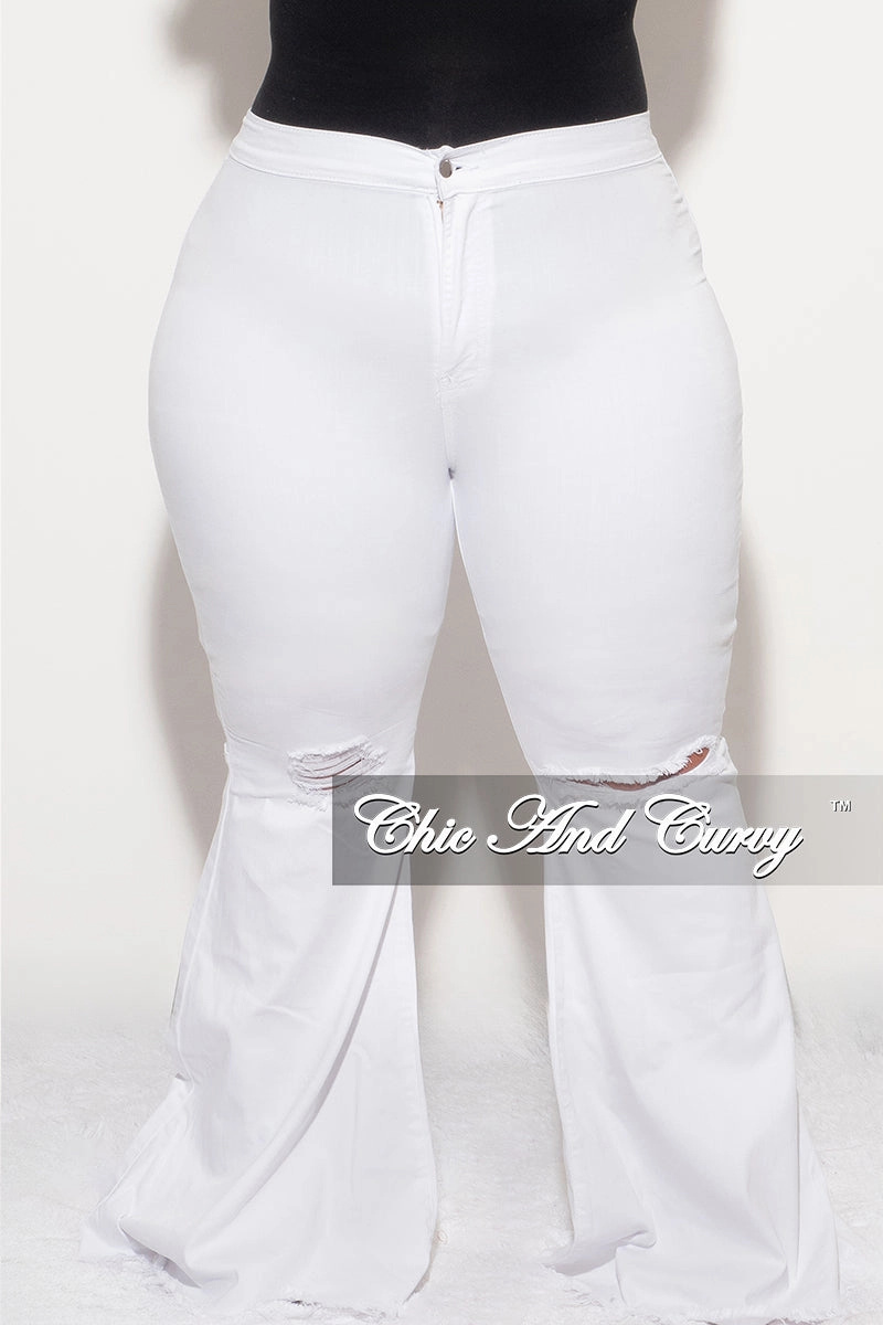 LowProfileWaistband Relaxed Lines Final Sale Plus Size Wide Leg Distressed Knee Denim Jeans in White