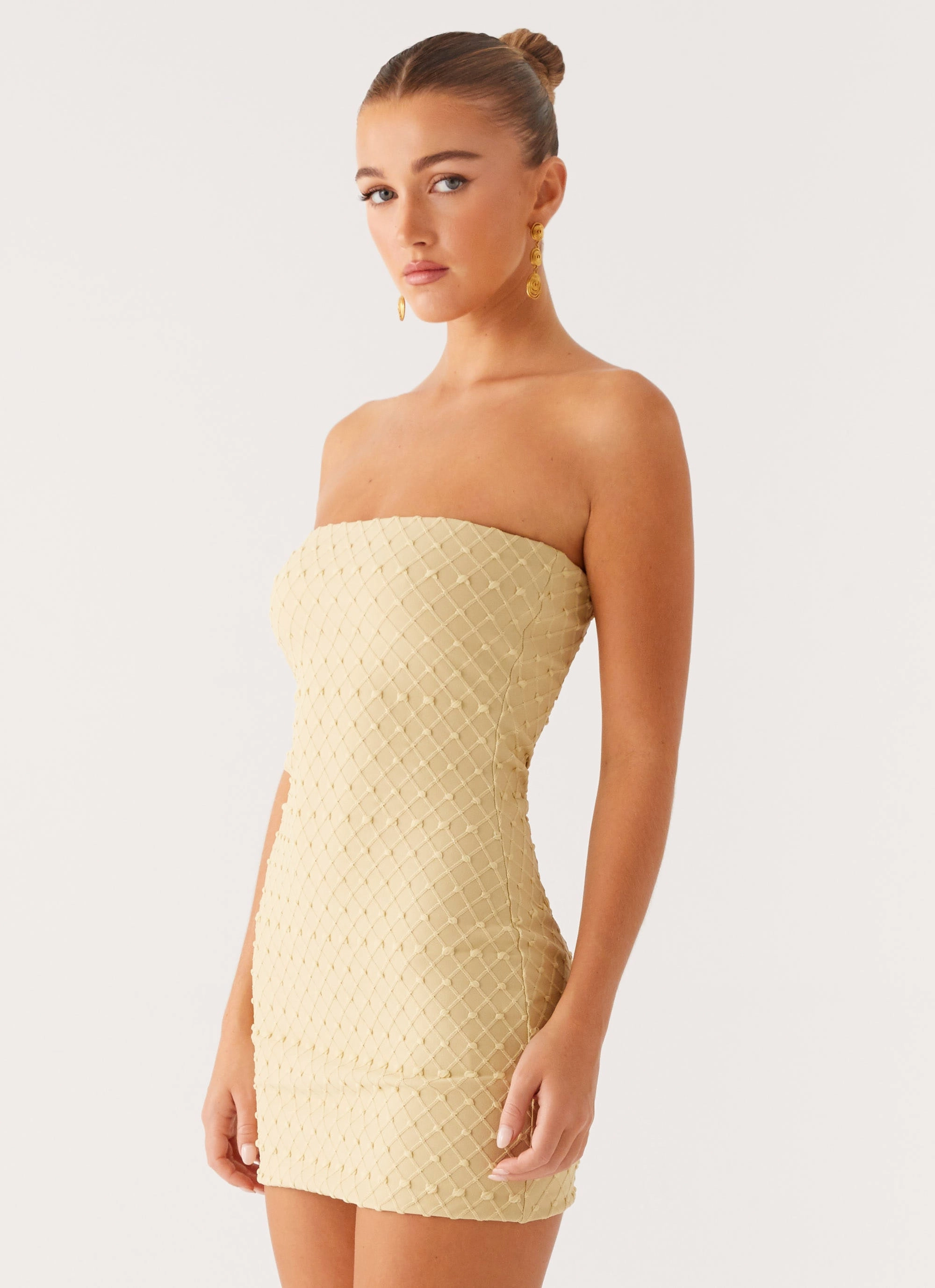 Trendy Silhouette Timeless Look Wear Kamari Mini Dress - Sage