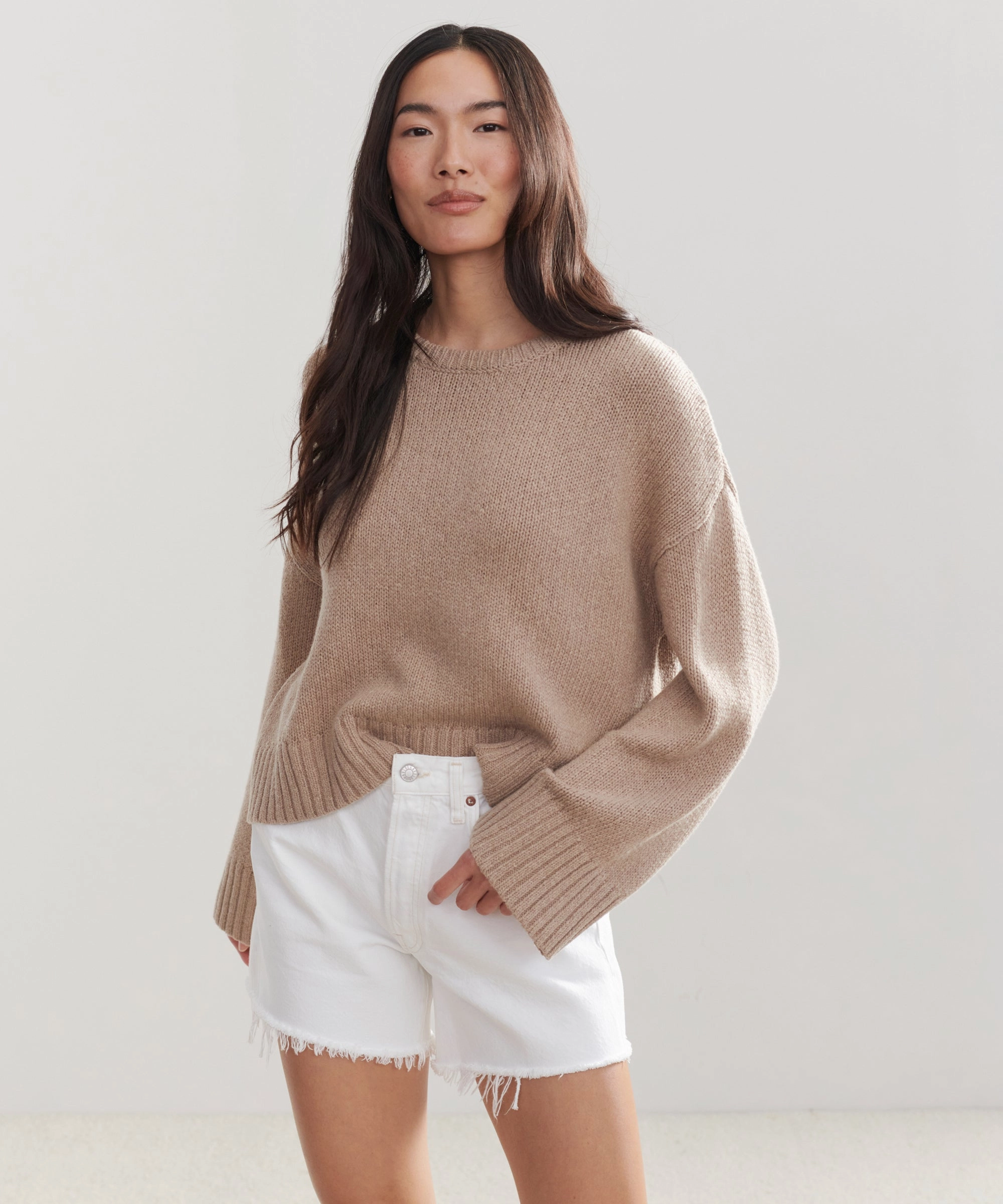 Cameron Crewneck Chill Style Elastic Seamless Design