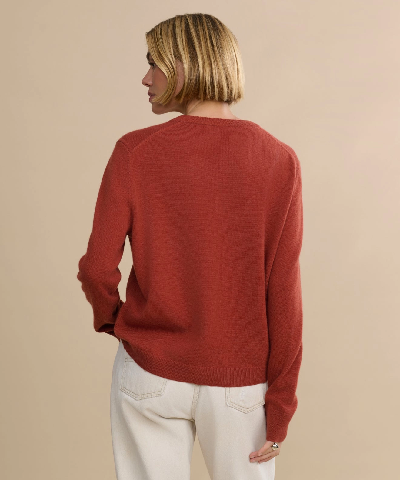 Flynn Cashmere Sweater OdorResistant Finish