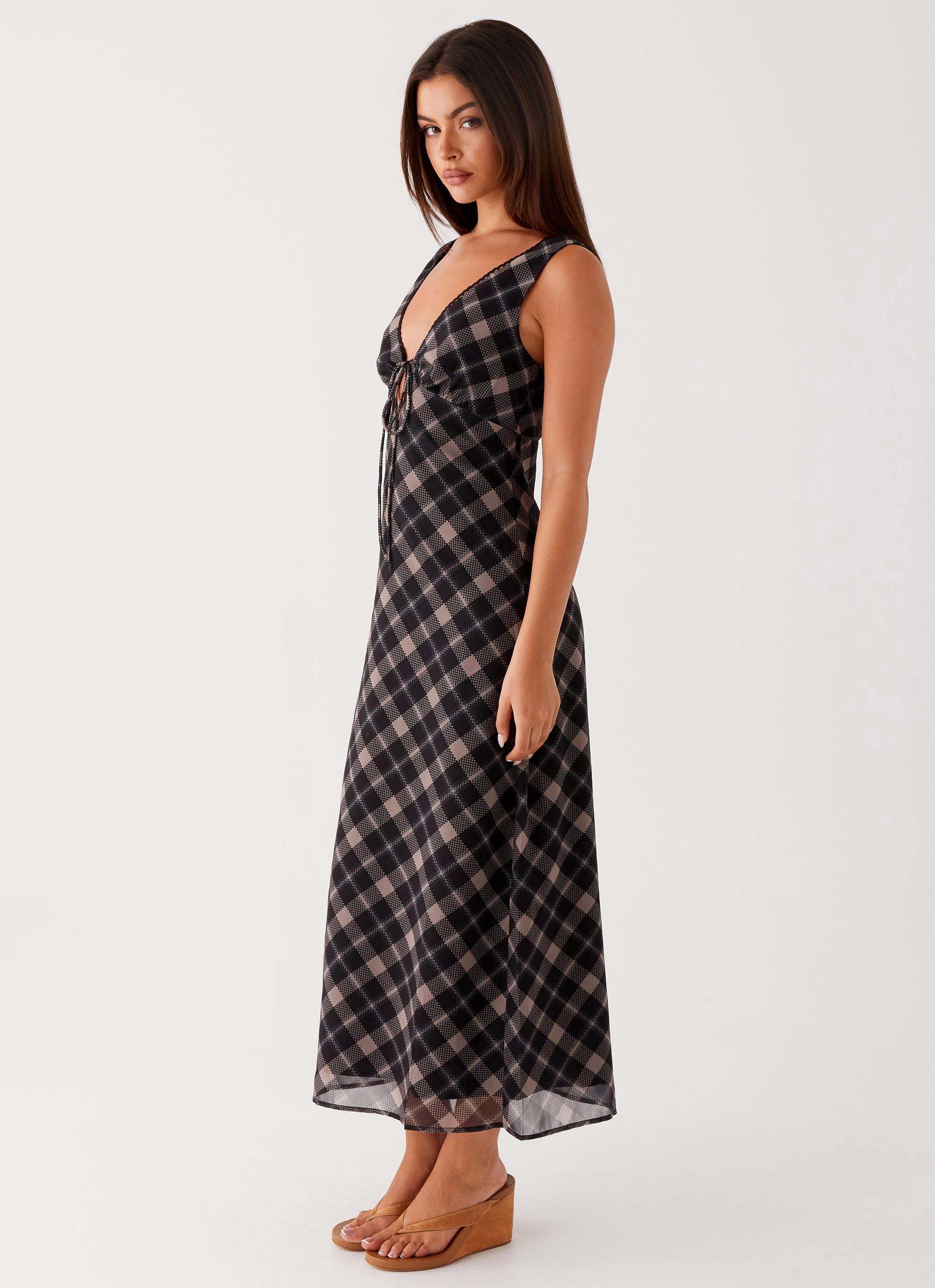 Gianna Midi Dress - Taupe Check Soft Outfit Weekend Chic