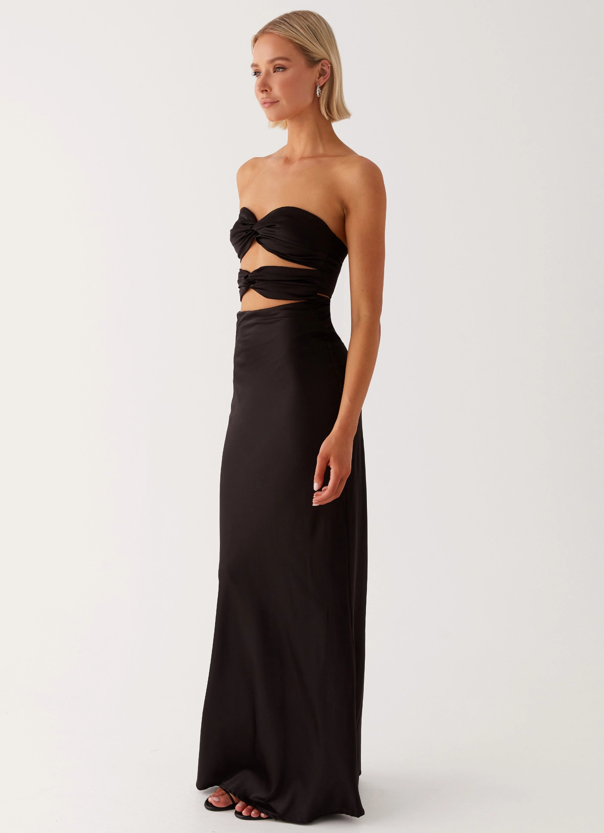 Easy to Wear Tianna Strapless Maxi Dress - Black