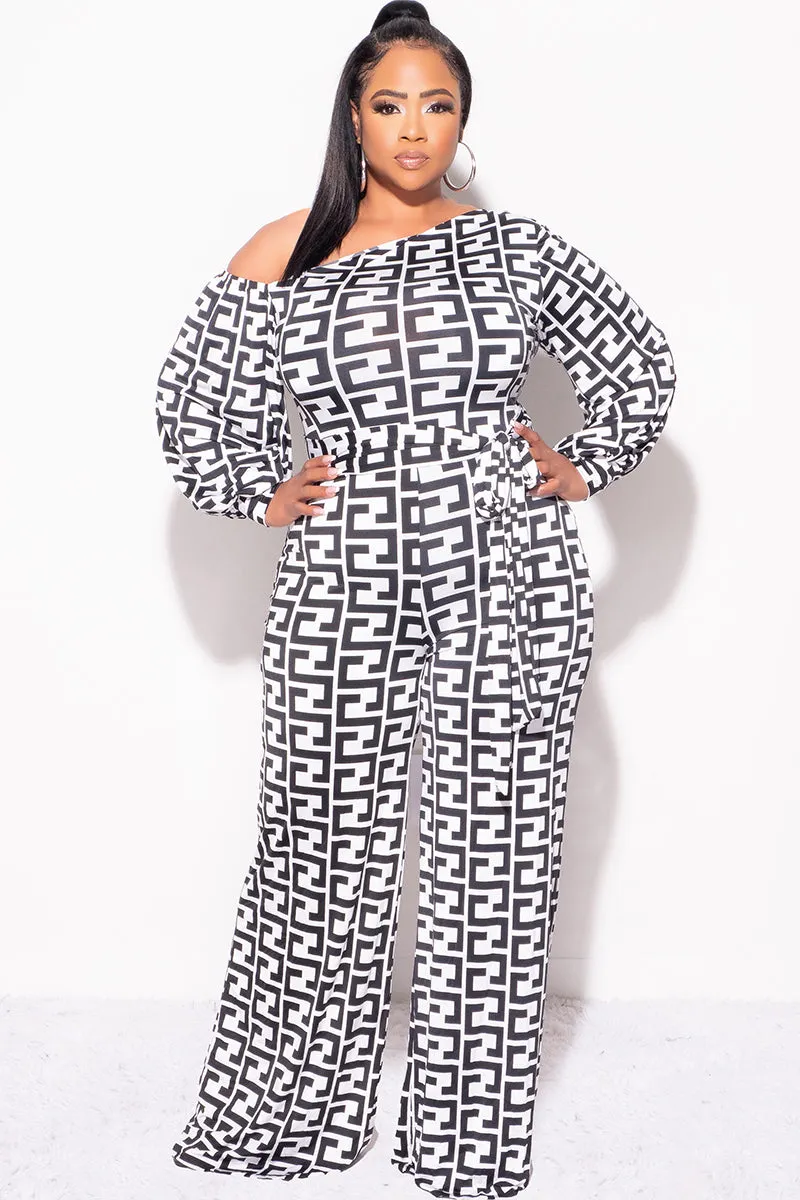 Minimal Vibe Final Sale Plus Size One Sleeve Jumpsuit in White and Black Maze Print