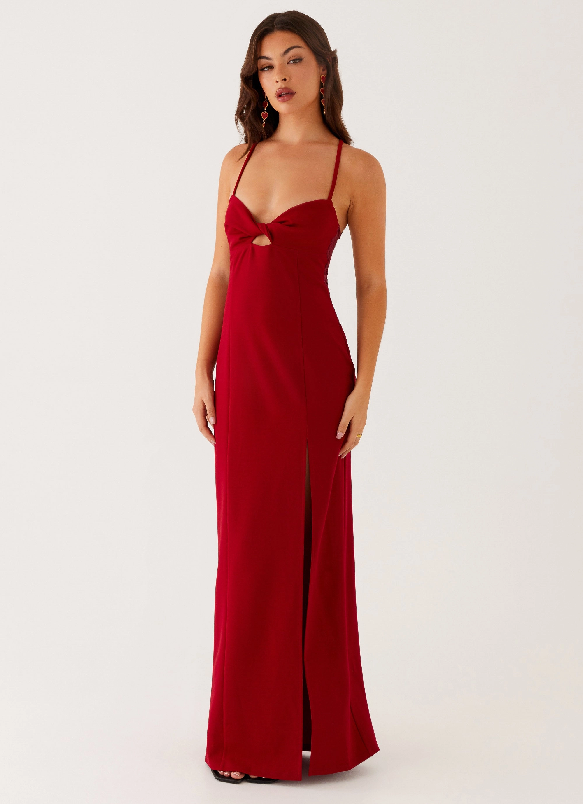 Heartbreaker Maxi Dress - Deep Red Vintage-Inspired Must-have