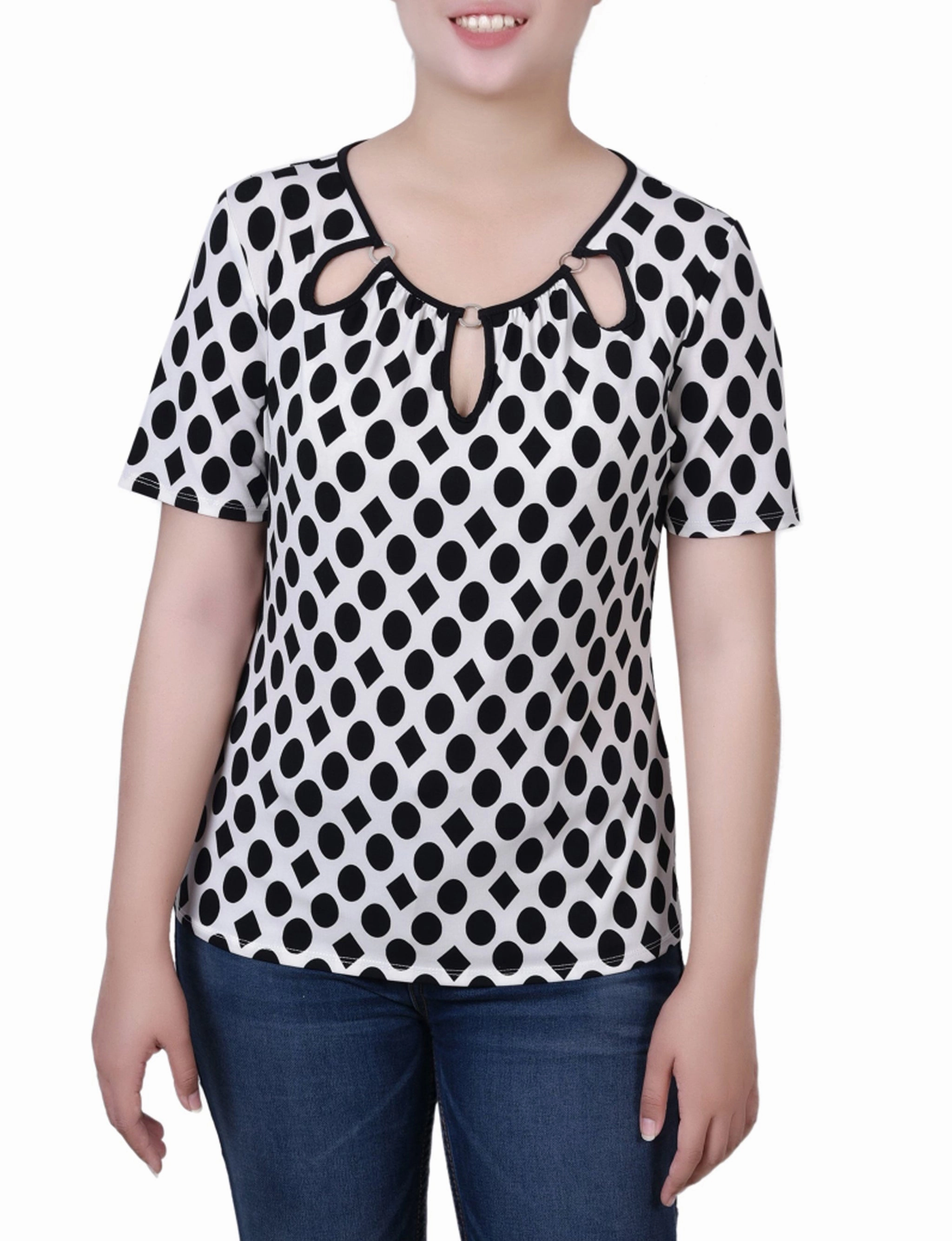 ReinforcedShoulderConstruction ReinforcedHems Petite Short Sleeve Top With Ring Details