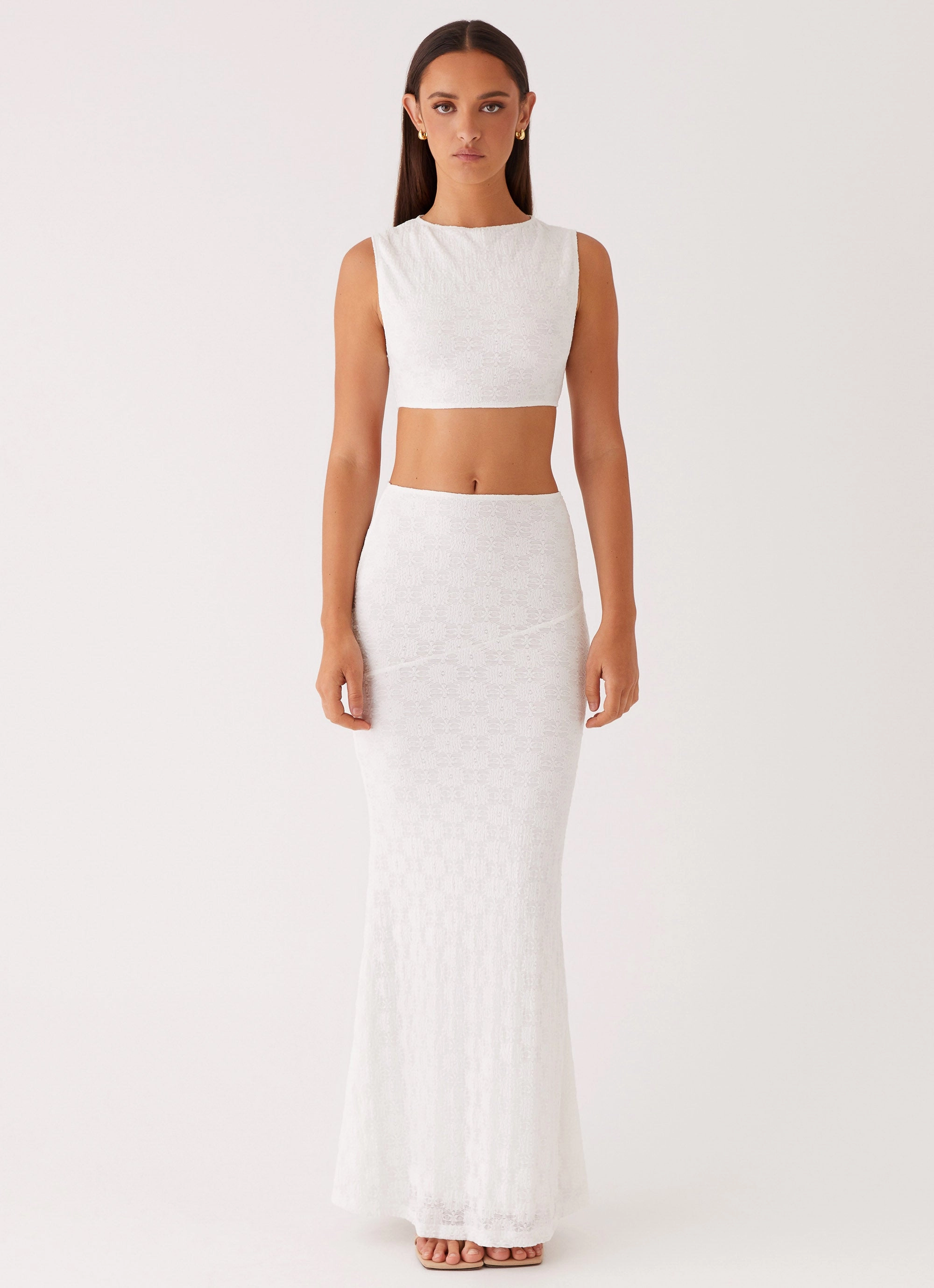 Minimalist Silhouette Issey Crop Top - White