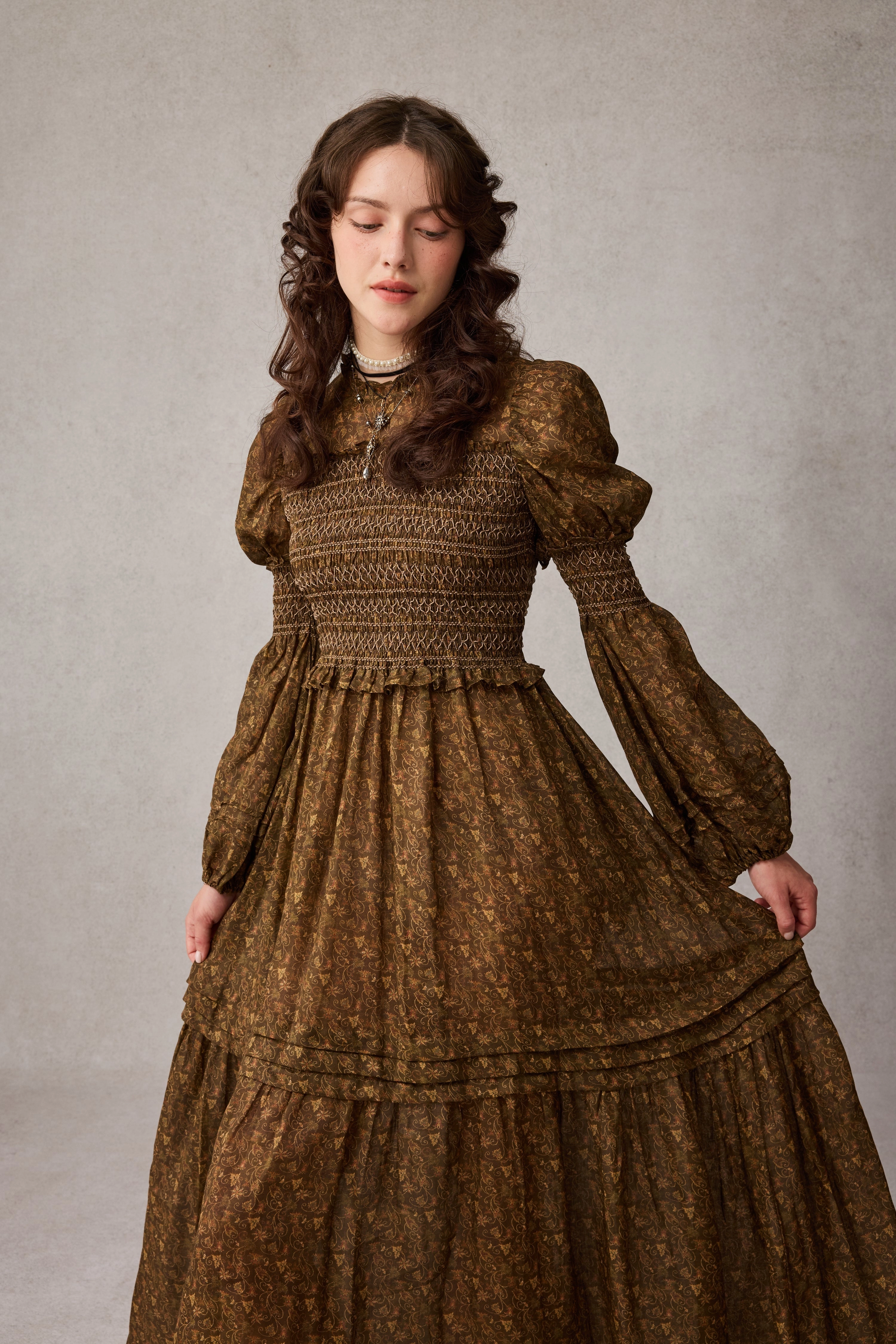 Stretchable Fabric smooth zipper Jane 33 |Edward Smocking Linen Dress Chemise