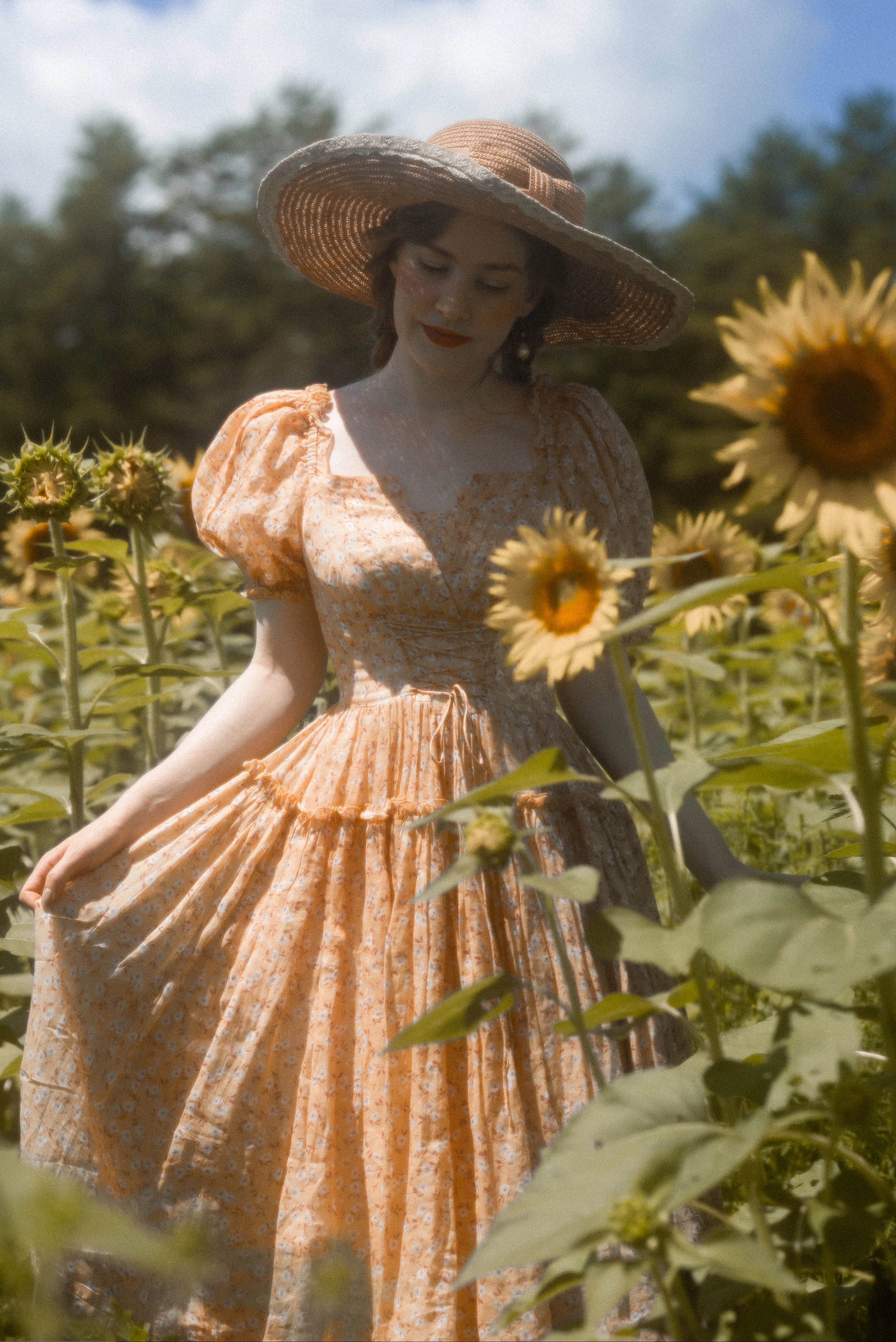 Julia 35 | Floral linen dress Luxe Look