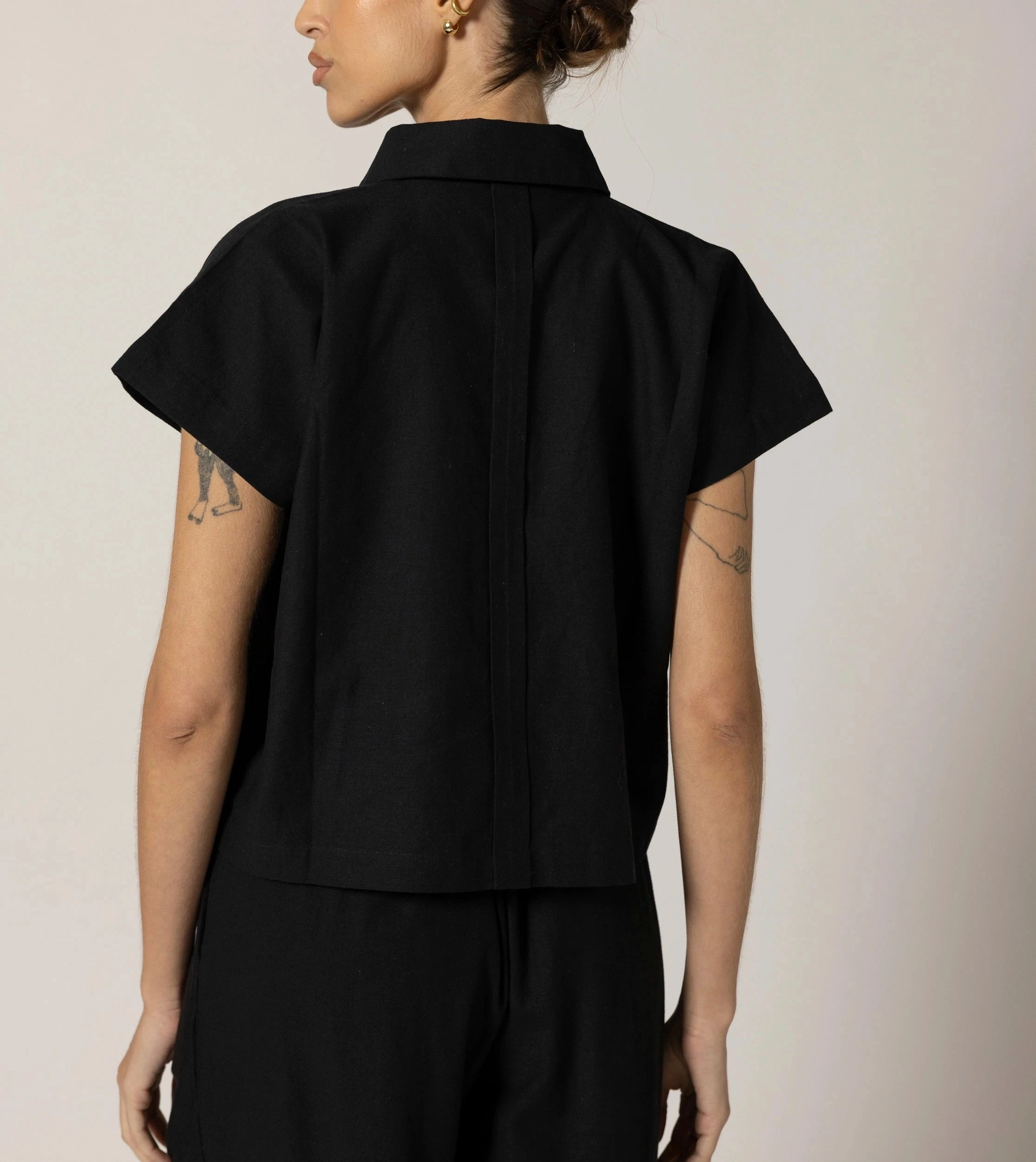 Kalora Blouse | Black Layered Shoulder