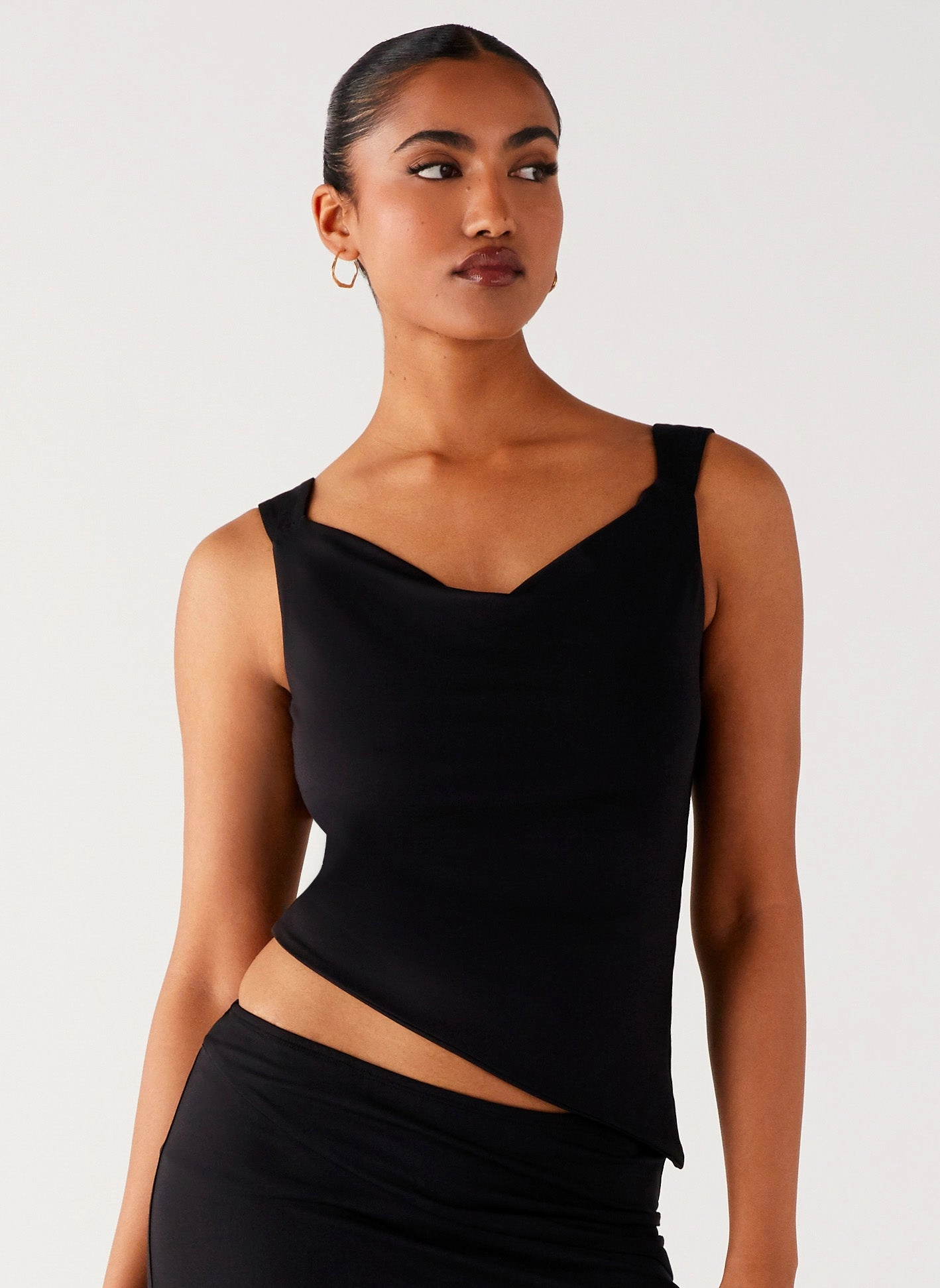 Wonderlust Cowl Top - Black Thermal Regulating
