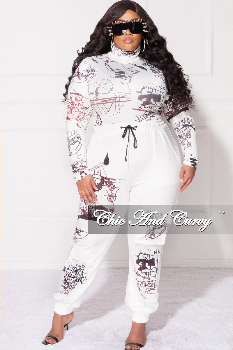 Effortless Fit Final Sale Plus Size 2pc Set in White with Black Graphic Print