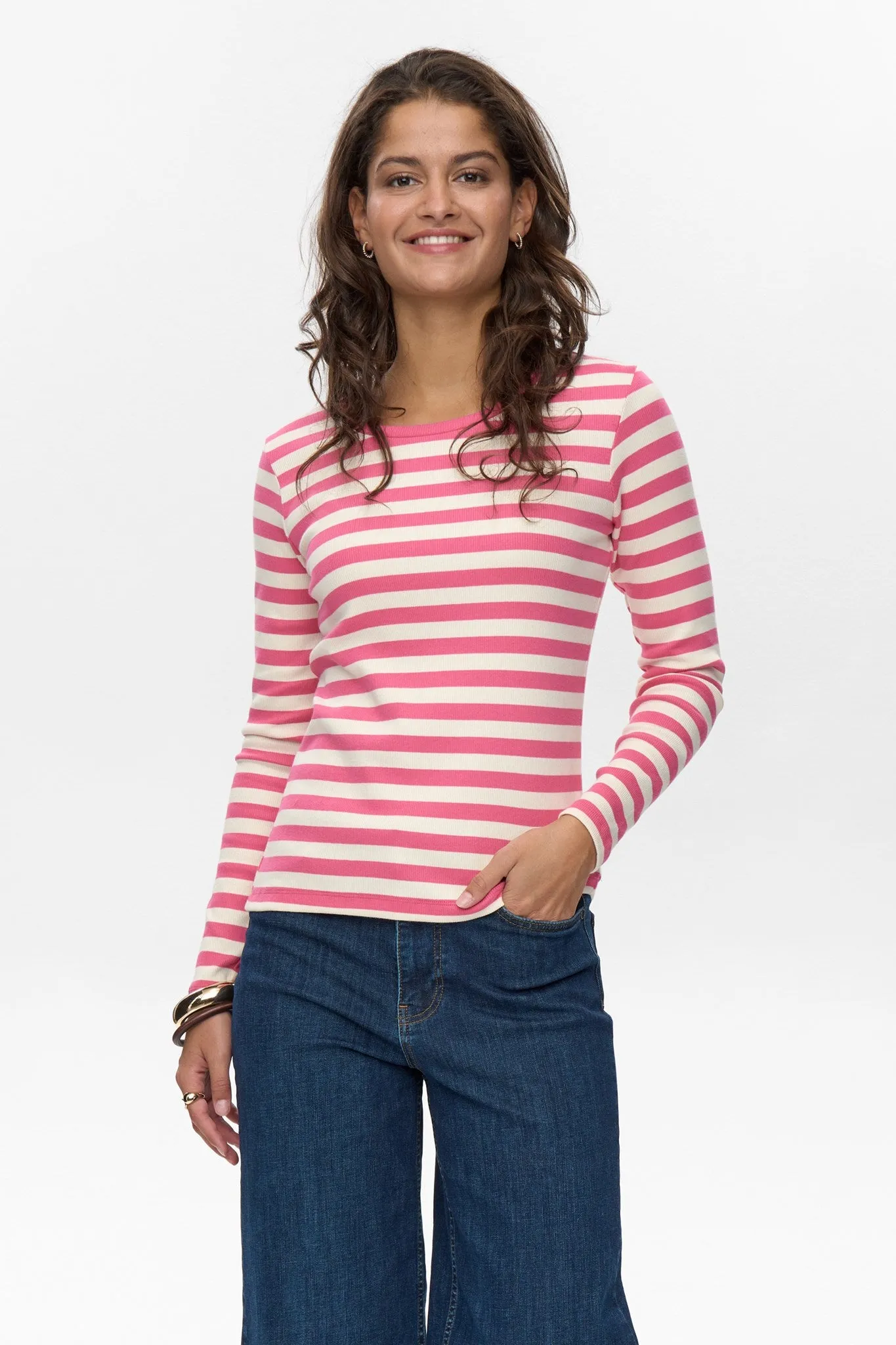 simple design NonScratchyLining NUMIXIE LS T-SHIRT - GOTS - Fandango Pink