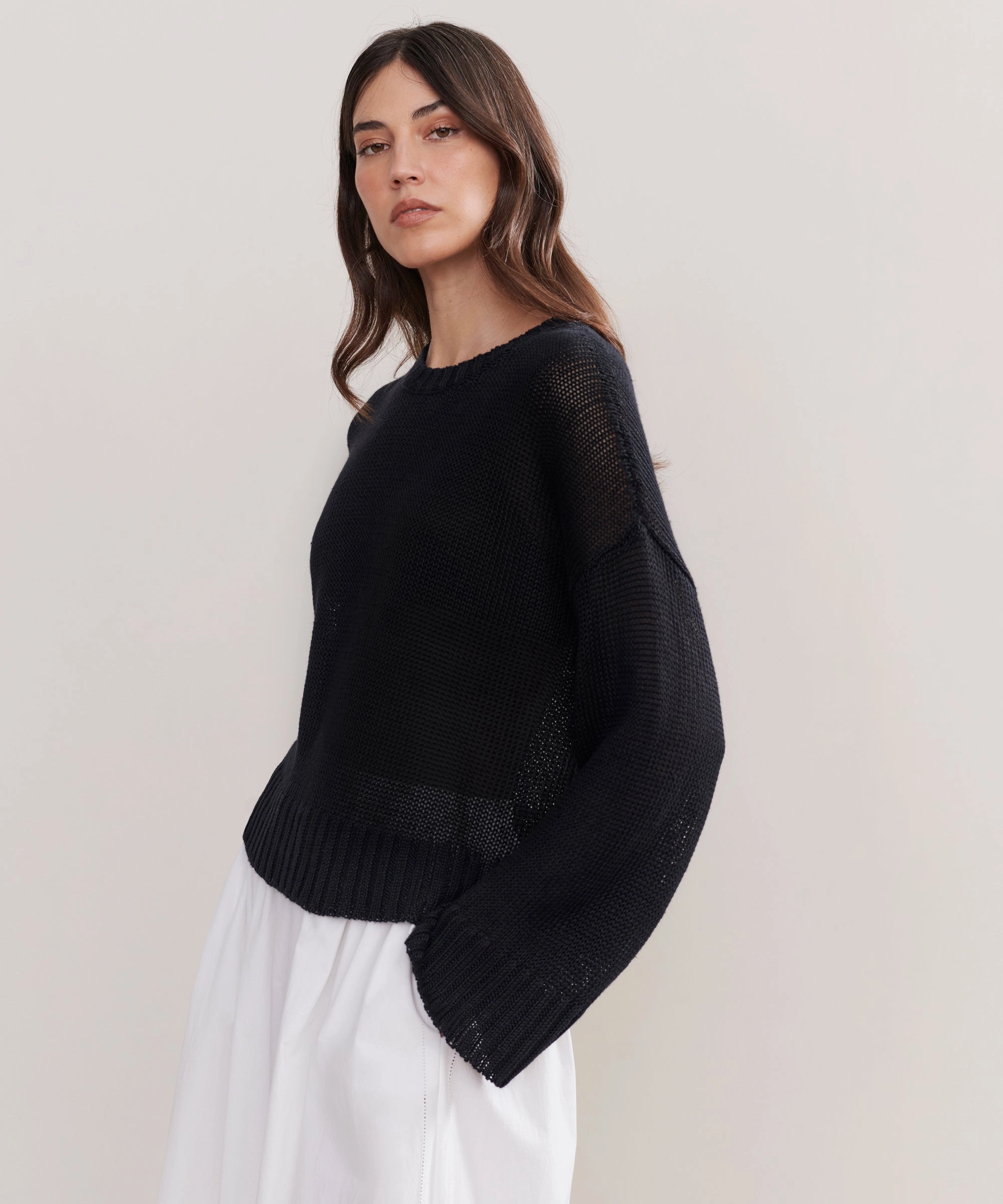 Cropped Linen Crewneck Yarn Dyed Reinforced Neckline Stitching