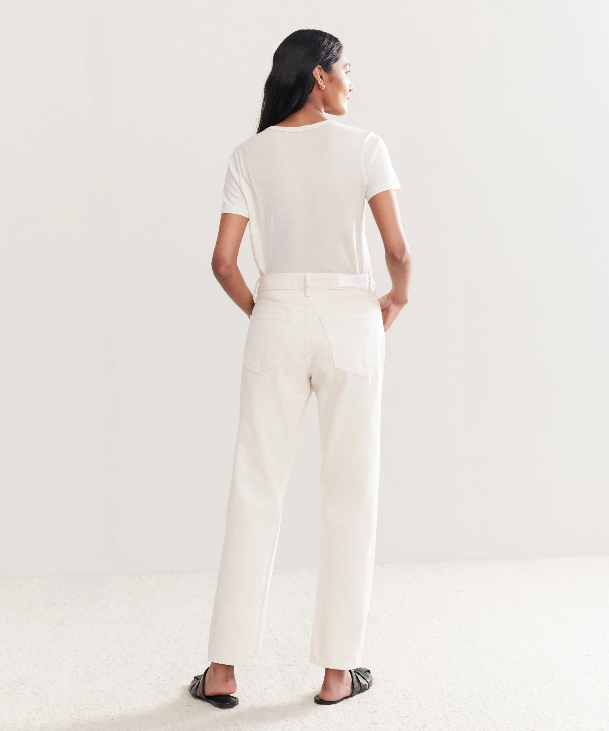 Easy Straight Crop Breath Friendly SeamlessConstruction