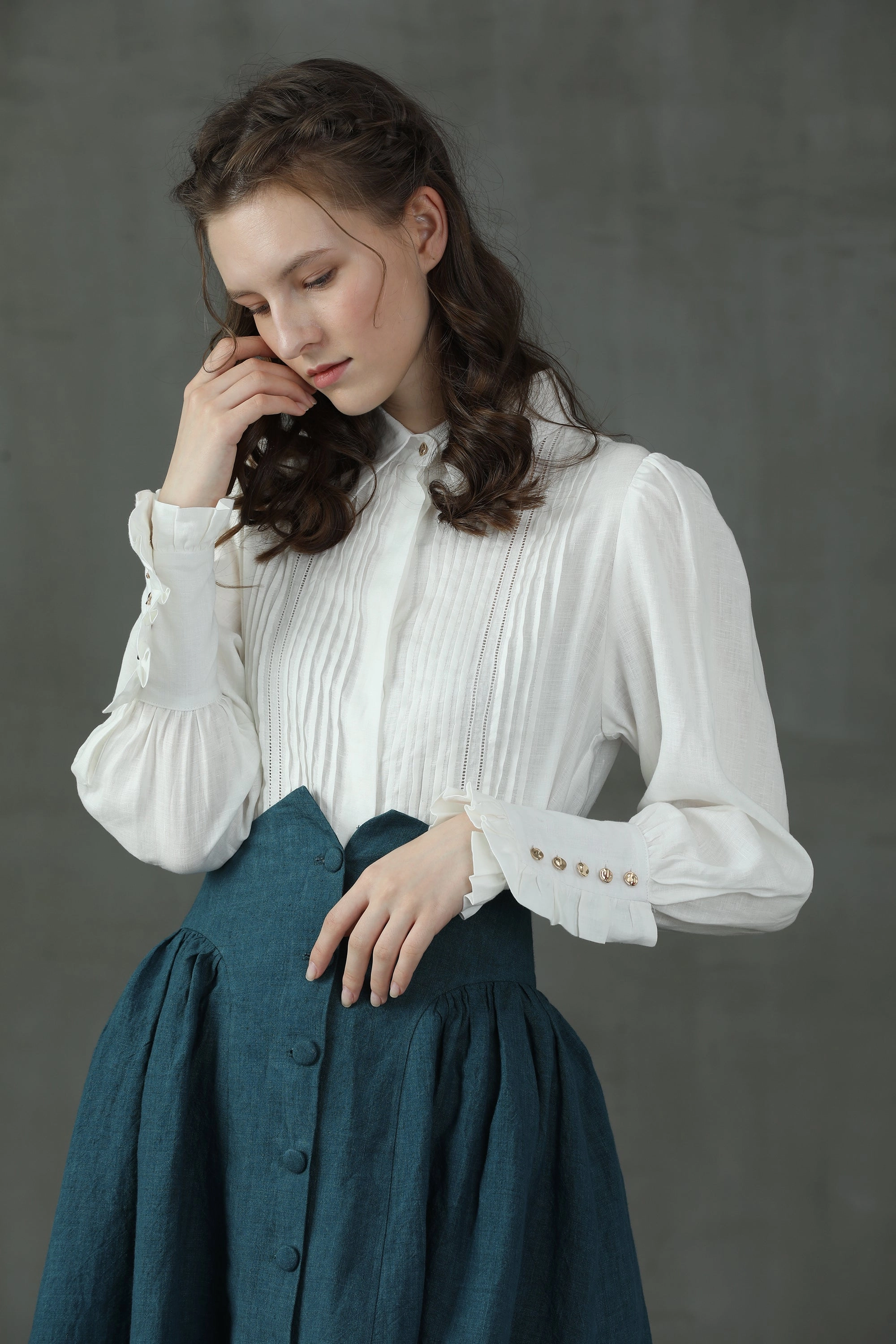Jo March 31 | Accordion Pleated Linen Shirt Thermoregulating Technology Anti Pilling Technology