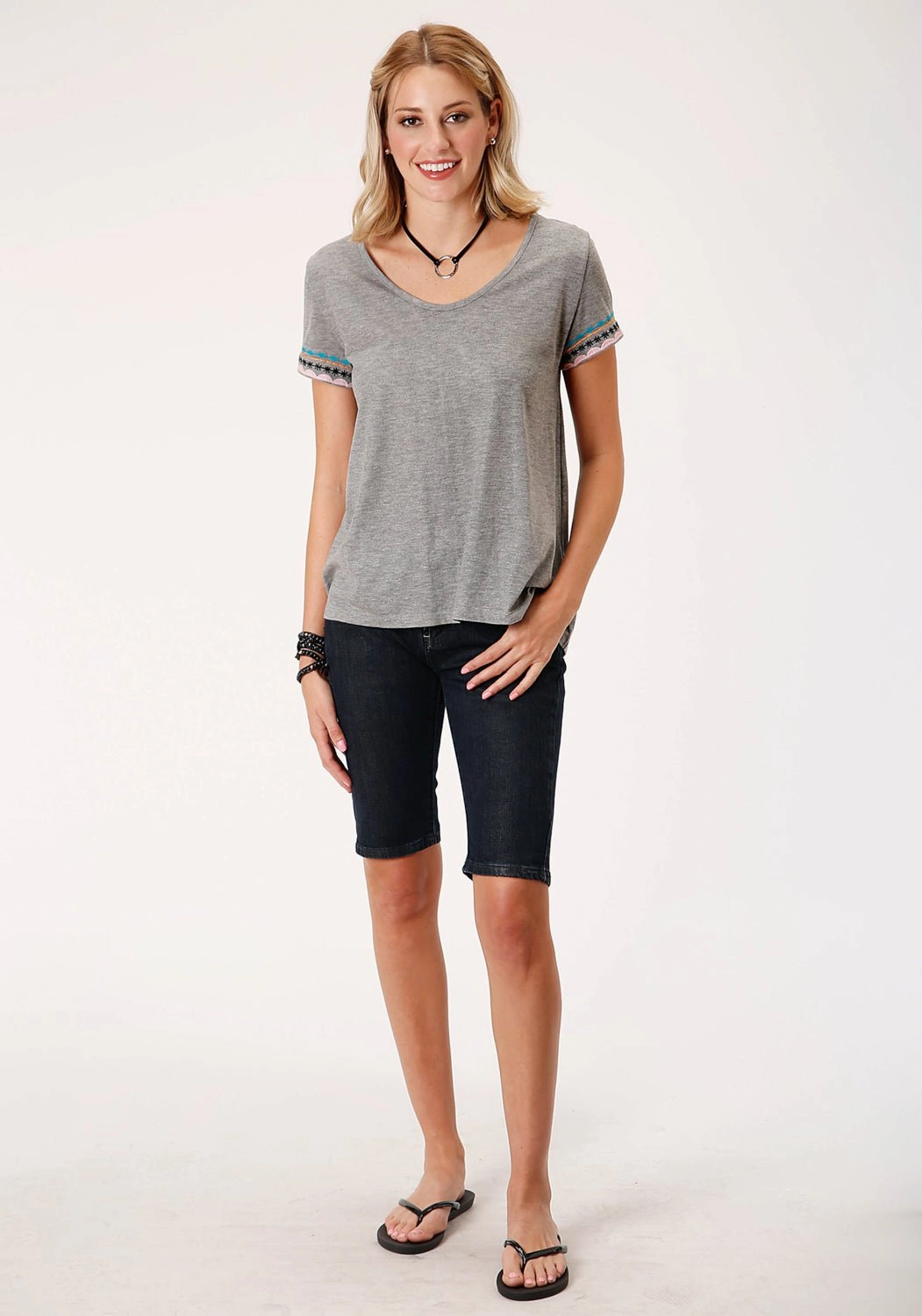 Contemporary Look Athleisure Wear Roper Womens Grey 100% Cotton Geometric Embroidery S/S T-Shirt