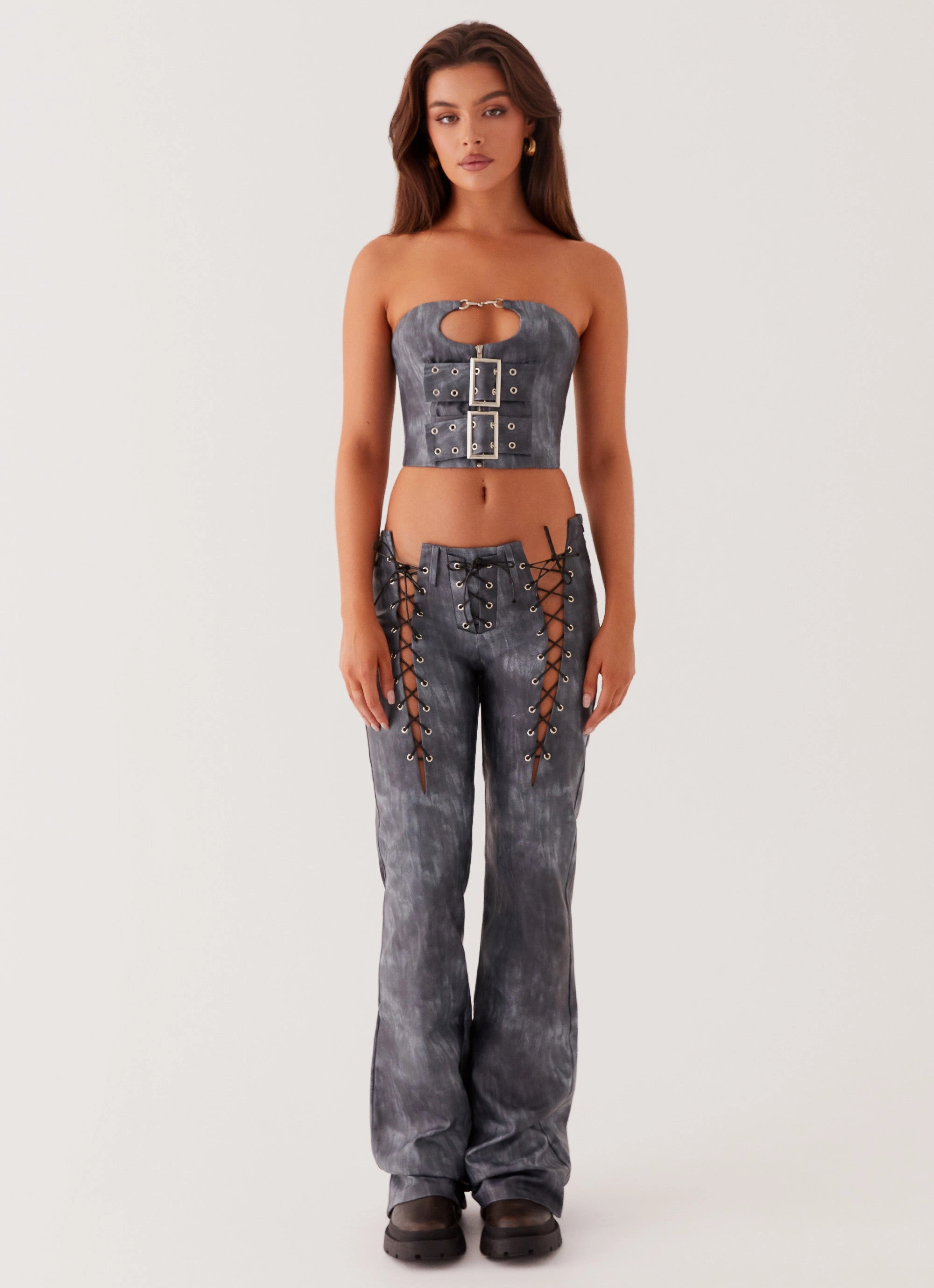 UV Protection Better When I'm Dancing Belt Top - Graphite