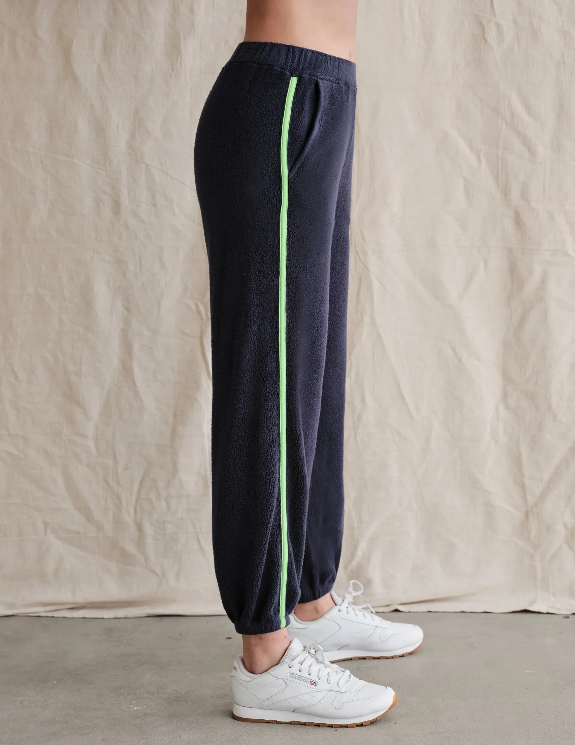 Breathable Mesh Panels Functional Fit Sundry Faux Sherpa Sweatpant