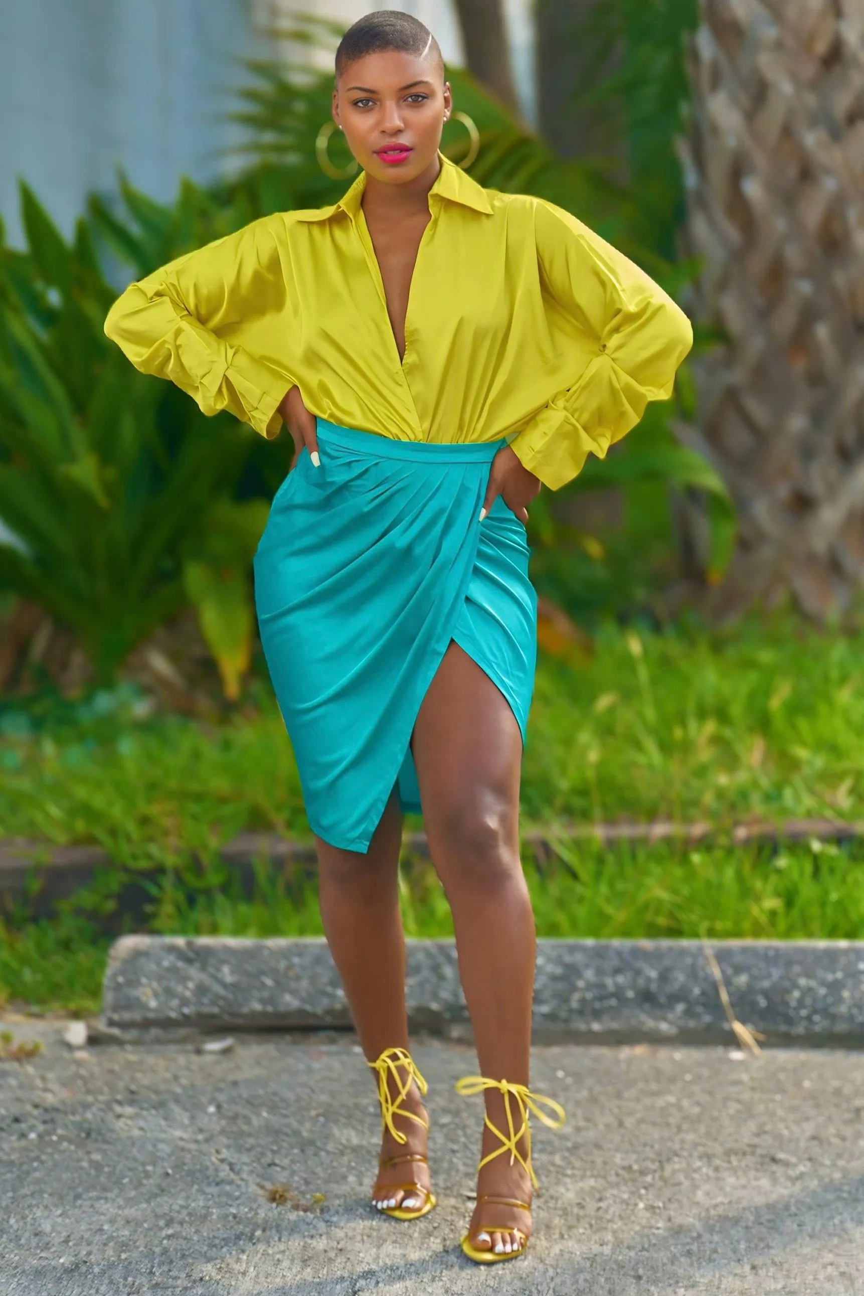 Subtle Look Feminine Line Shantina Lux Color Block Skirt Set-Green