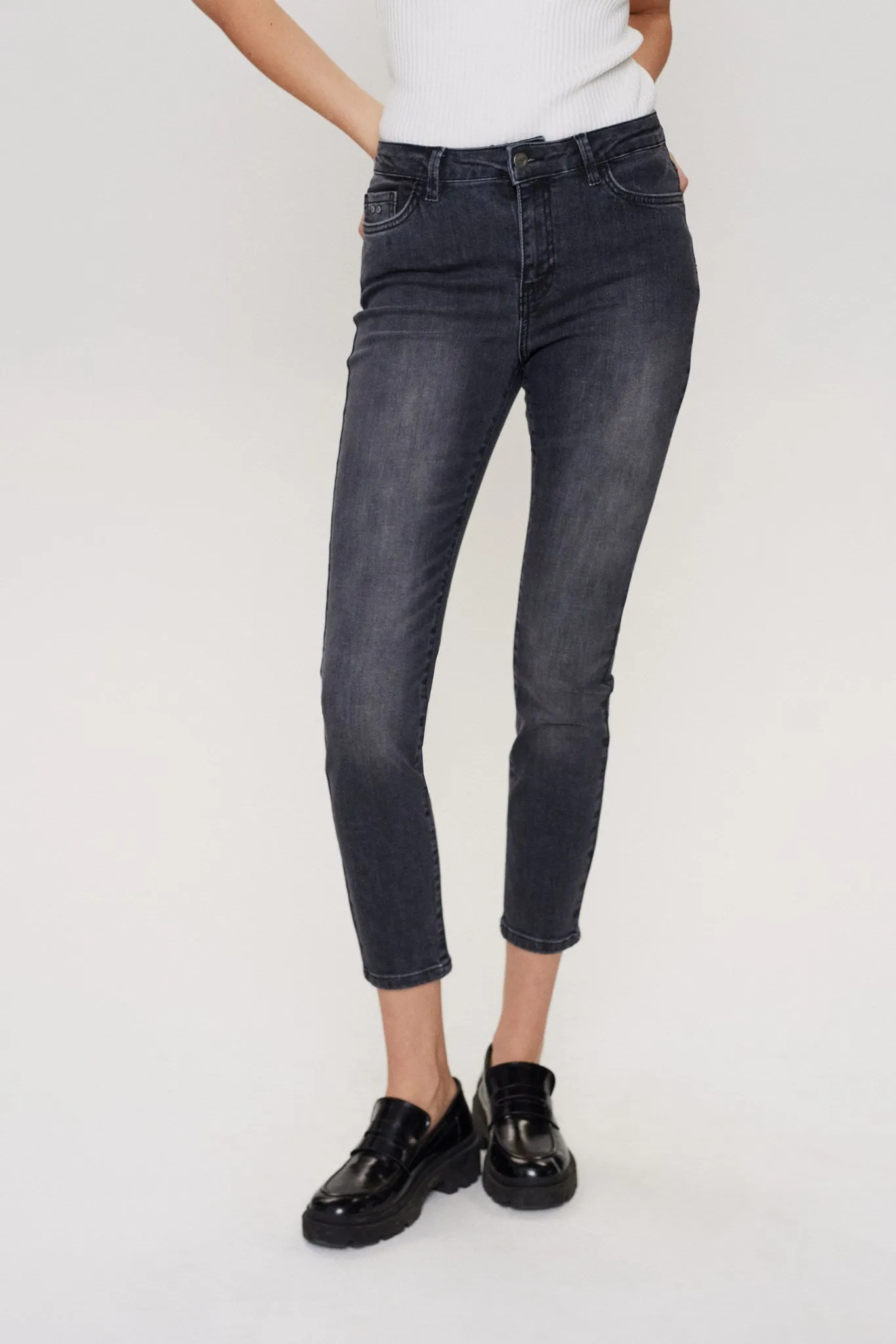 NUSIDNEY CROPPED GREY - Medium Grey mel Date Night Daily Wear