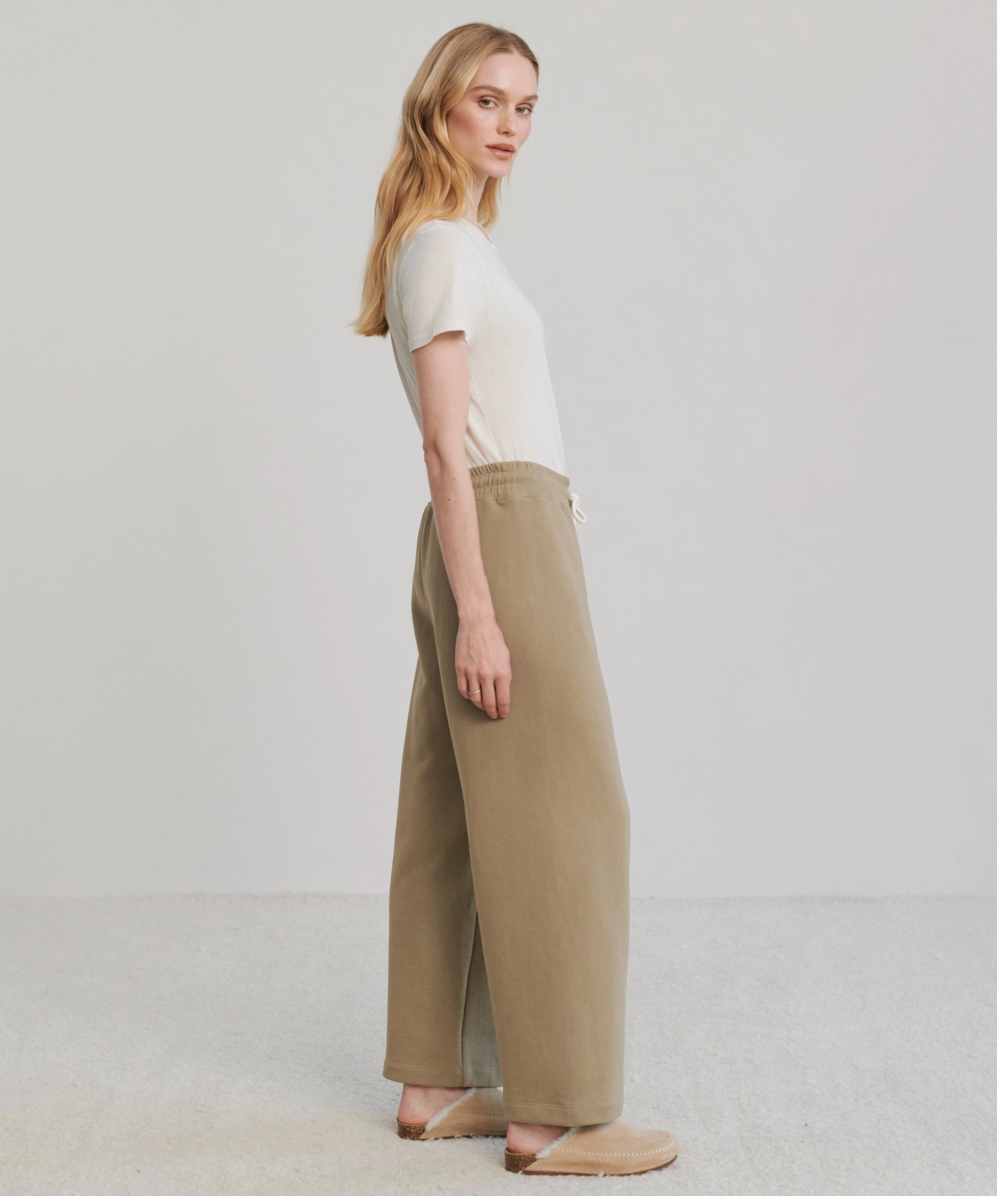 Minimalist Collar Marina Sweatpant