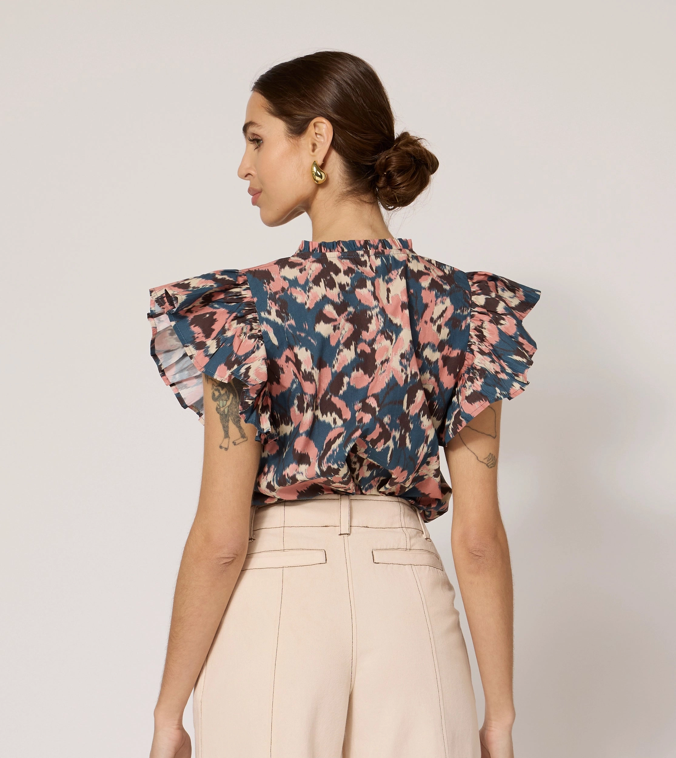 Breathable Underarm Gussets Maritza Blouse | Le Jules
