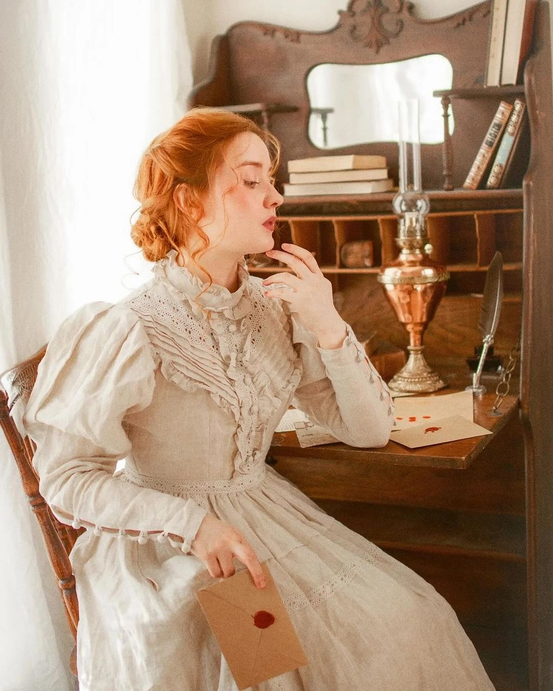 Breathable layers MARY 18 | VINTAGE LINEN DRESS GOWN