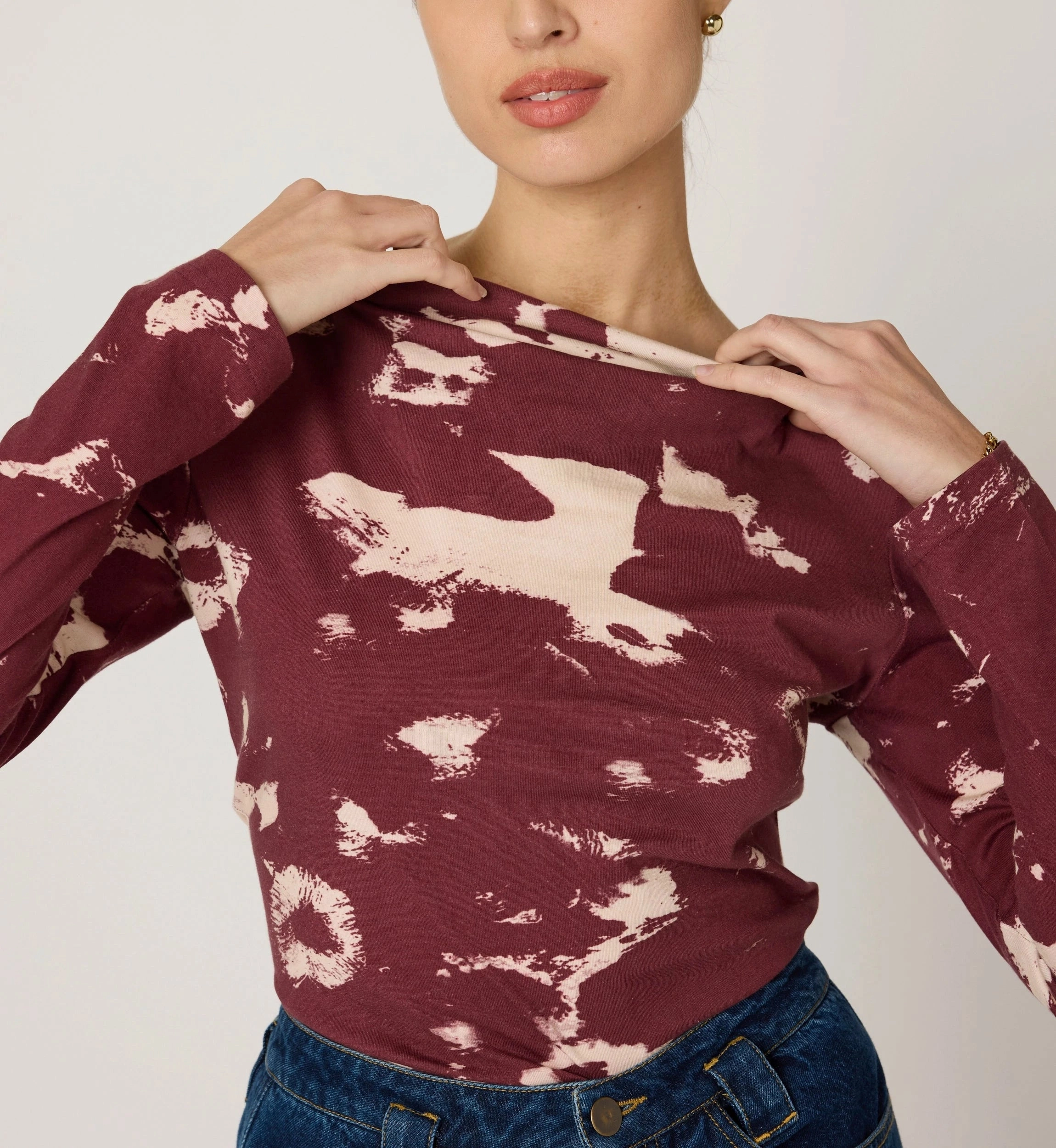 Gina Top | Bold Tamayo RelaxedNeckline Ergonomic Fit Design