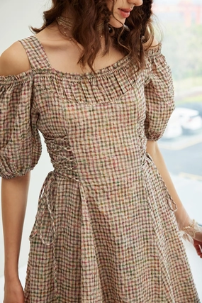 Easy Fit Piece Mia 19 | halter linen dress with puff sleeves