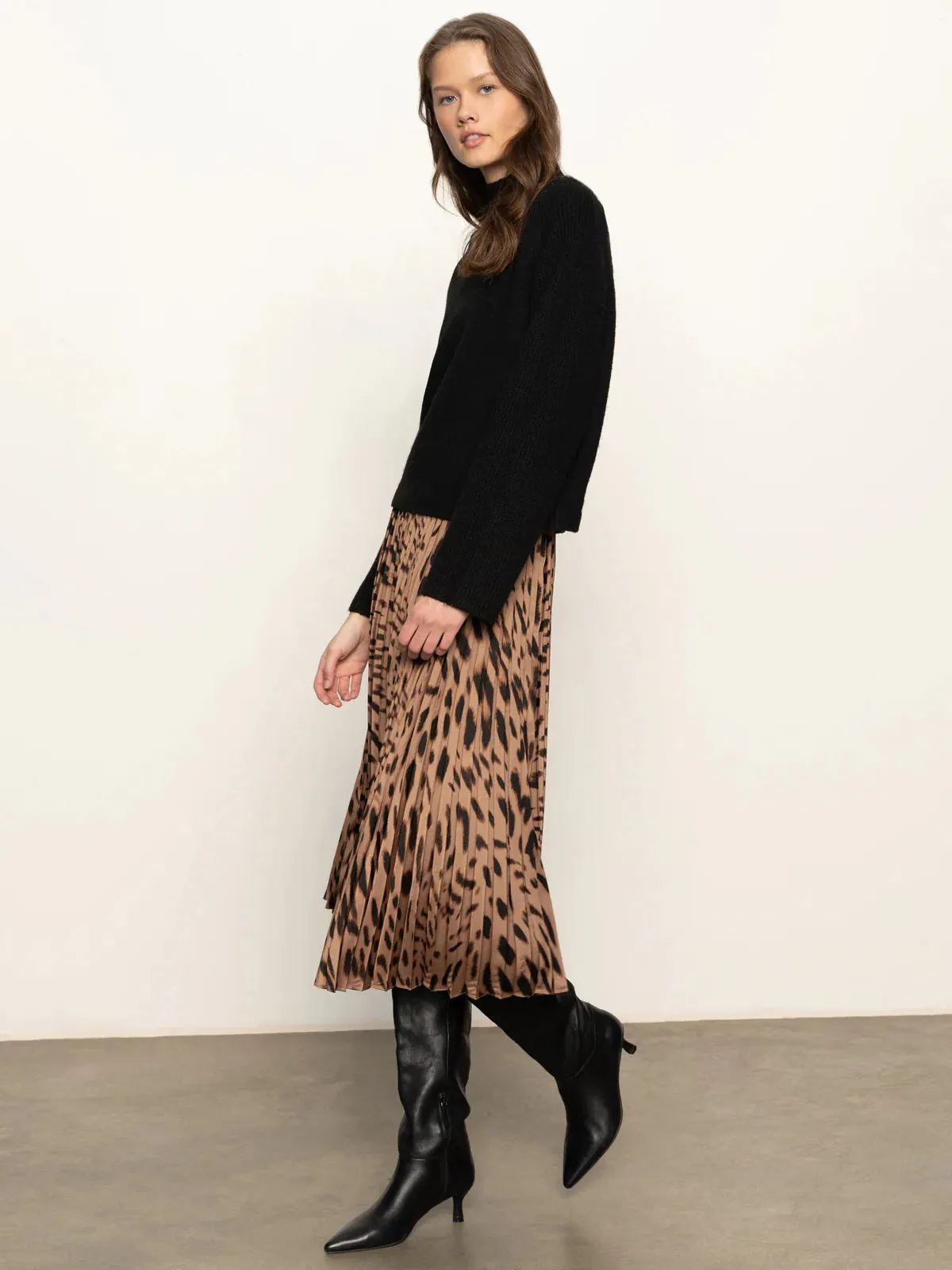 Sanctuary Nostalgia Pleated Midi Skirt Cool Weather Durable Seams