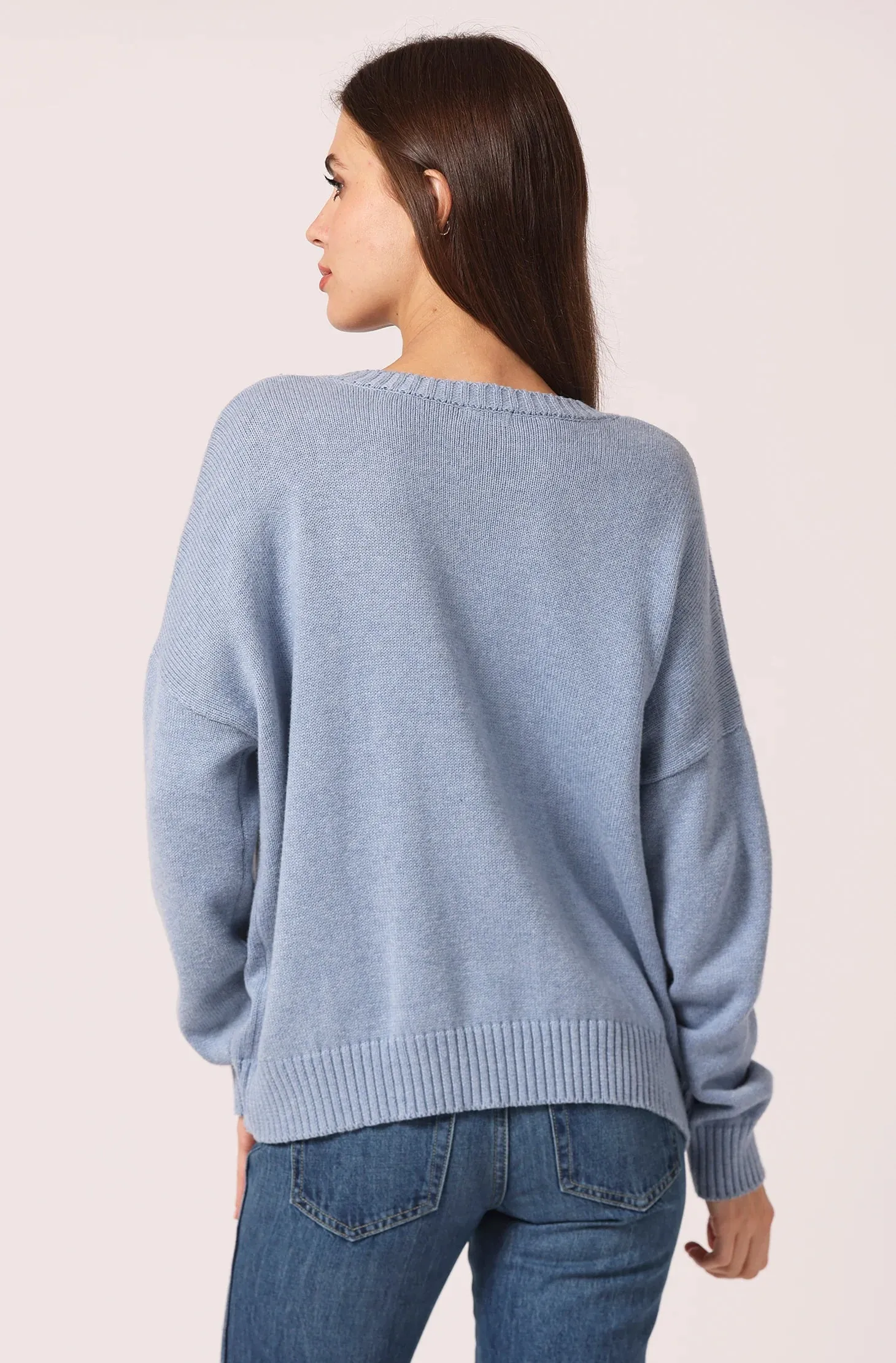 DoubleLayeredShoulders ButtonlessClosure Minnie Rose Cotton Cashmere Boxy V Neck