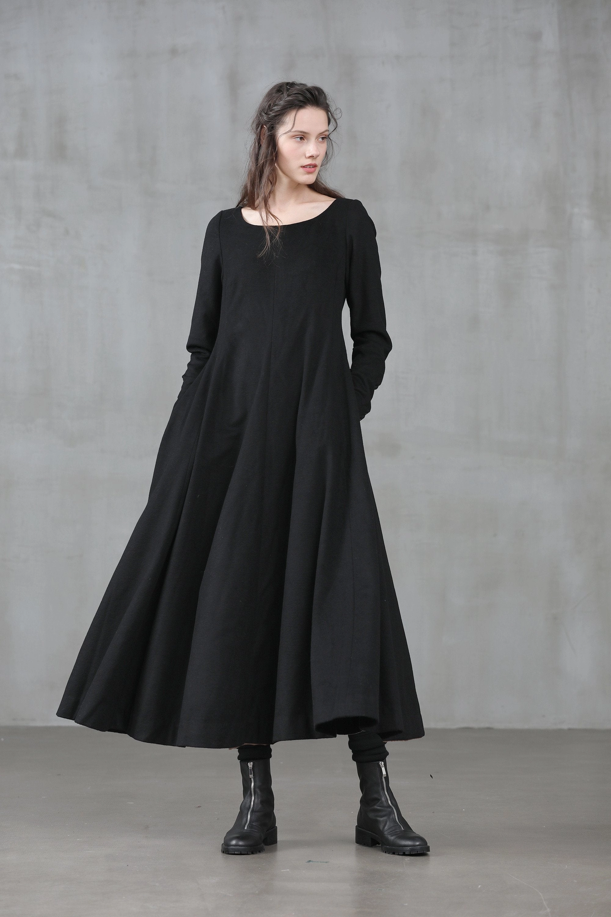 Seamless Circular Knit Mistletoe 17 | 100% wool dress
