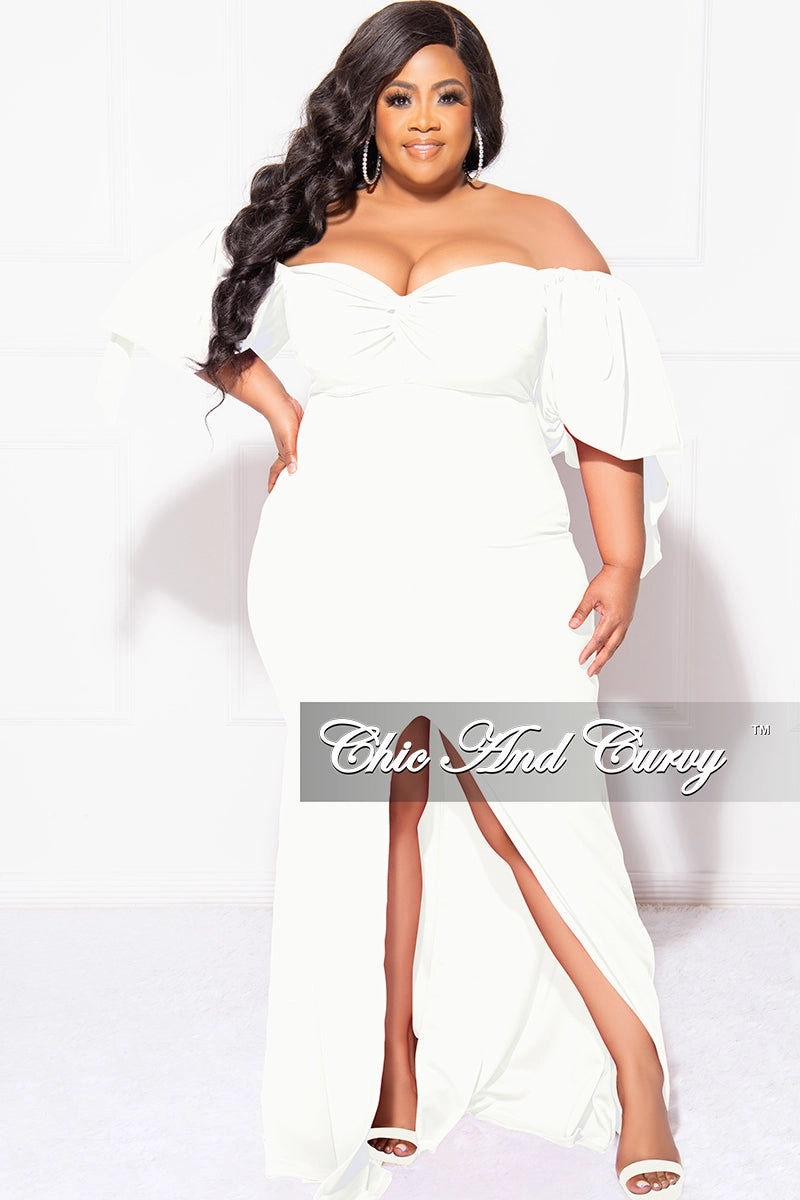 Final Sale Plus Size Puffy Sleeve Gown with Front Slit in Ivory thermal