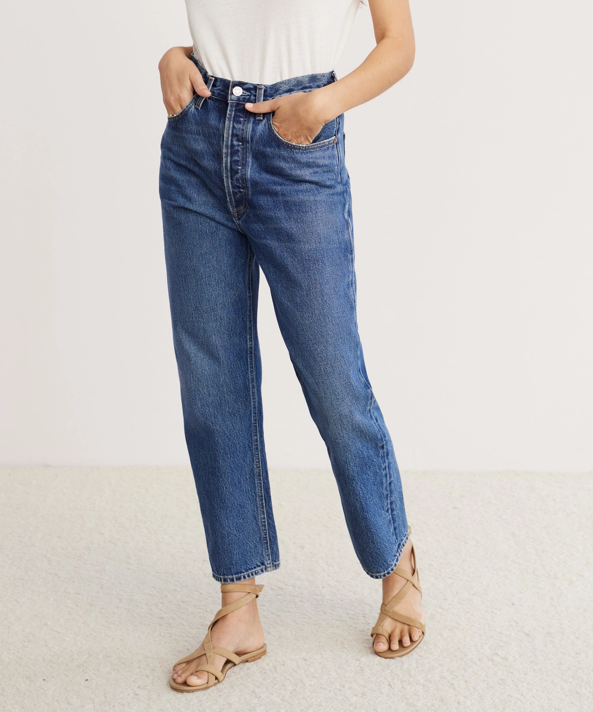 Unstructured Silhouette Odor Control Finish 90's Crop Jean