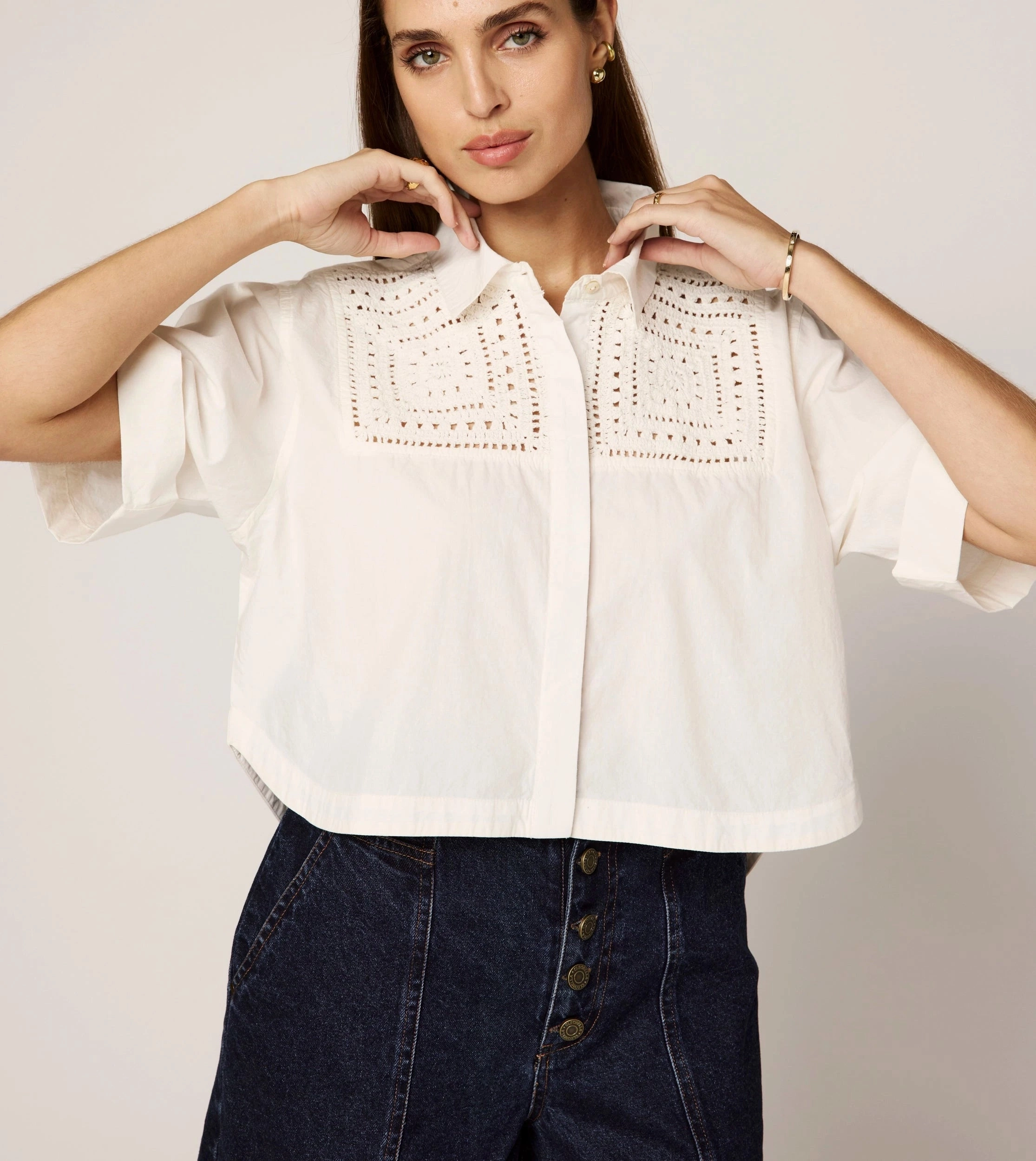Stretch Material ReflectiveTrim Montana Blouse | Ivory
