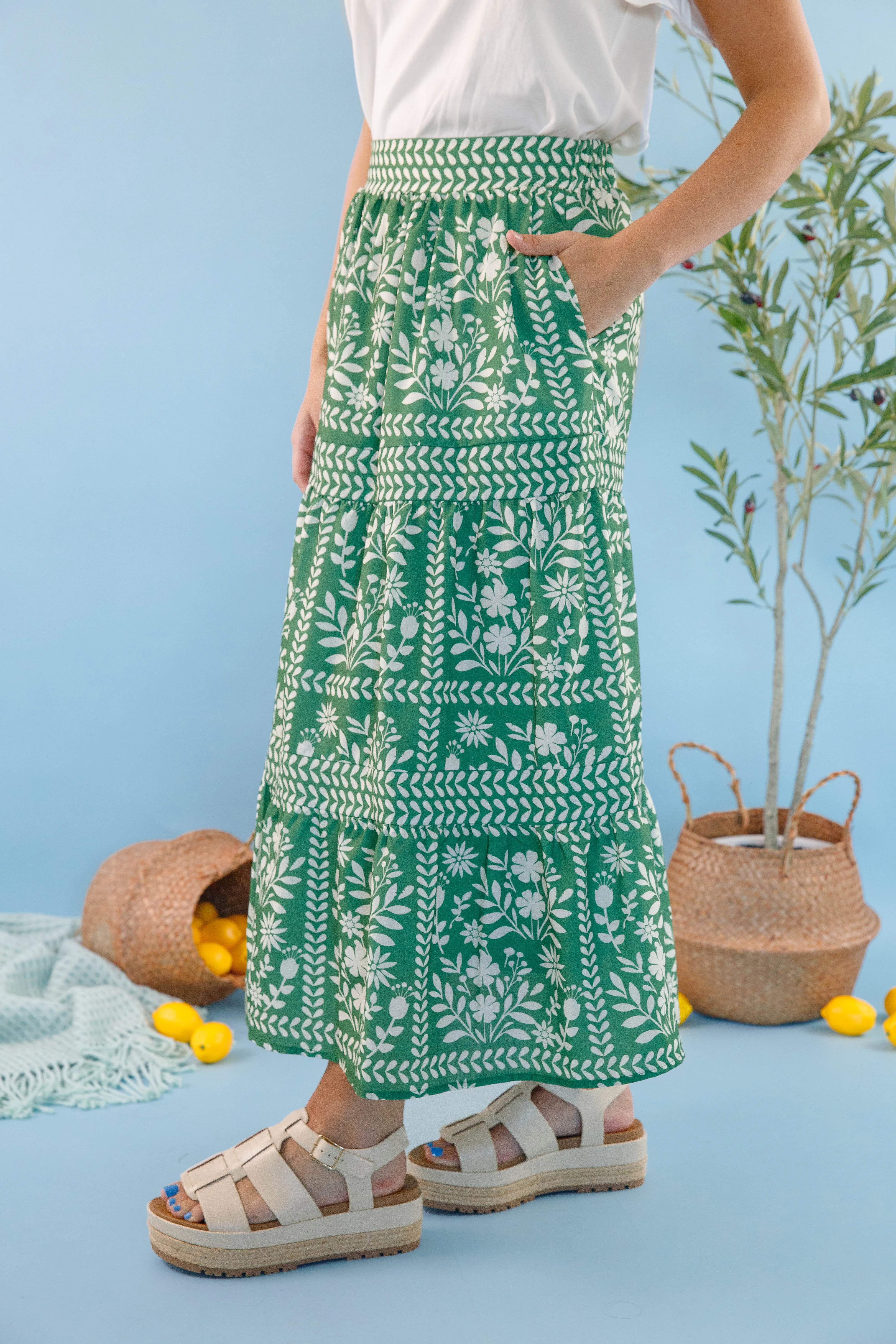 Flexible Use Quick Wash Lots Of Happiness Midi Skirt-Green