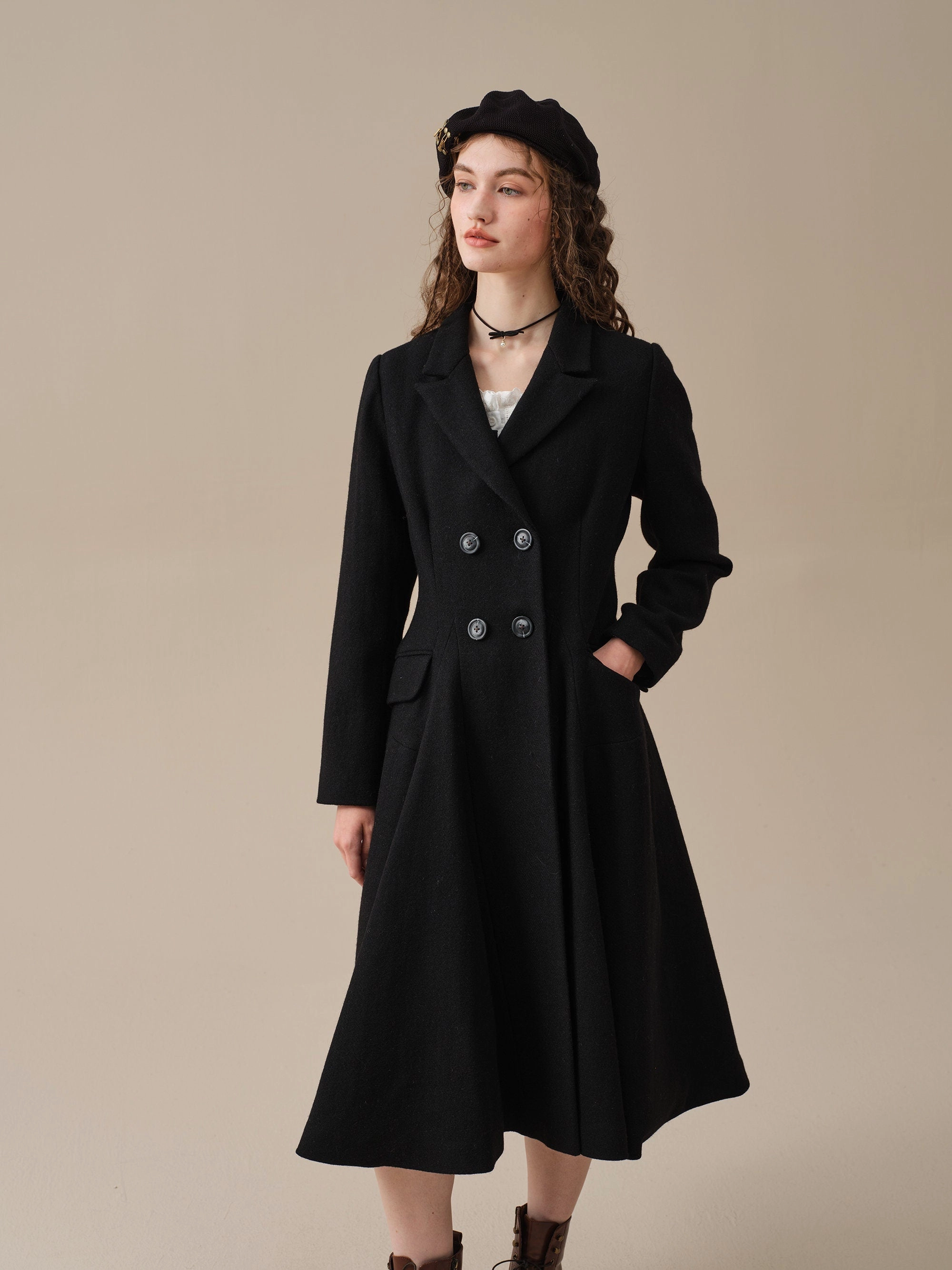 Fresh Trend The Roman Holiday 17 | 100% wool classic coat